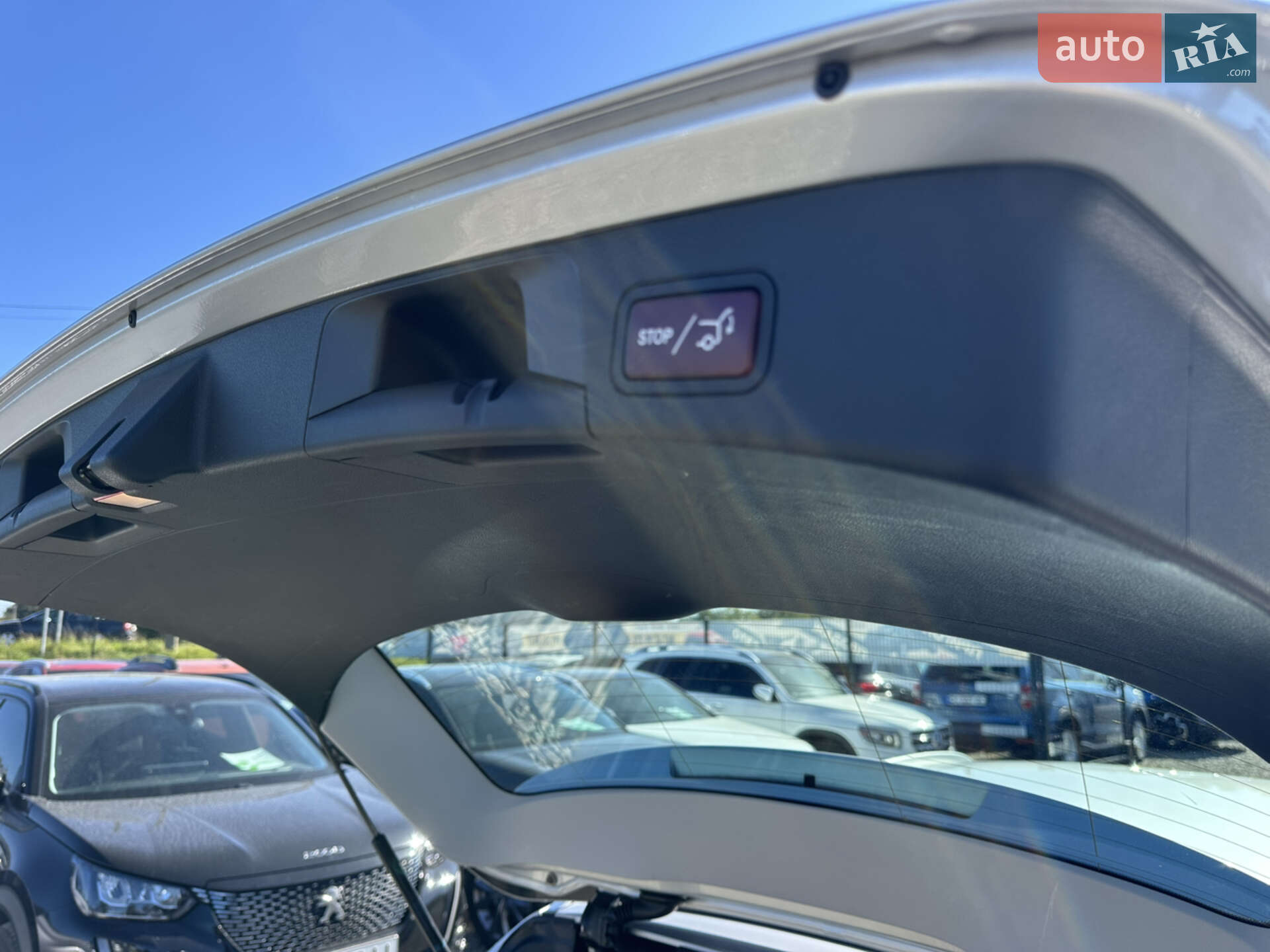 Mercedes-Benz C-Class 2016 VIN WDD2052471F490046 фото оголошення 25 з 42