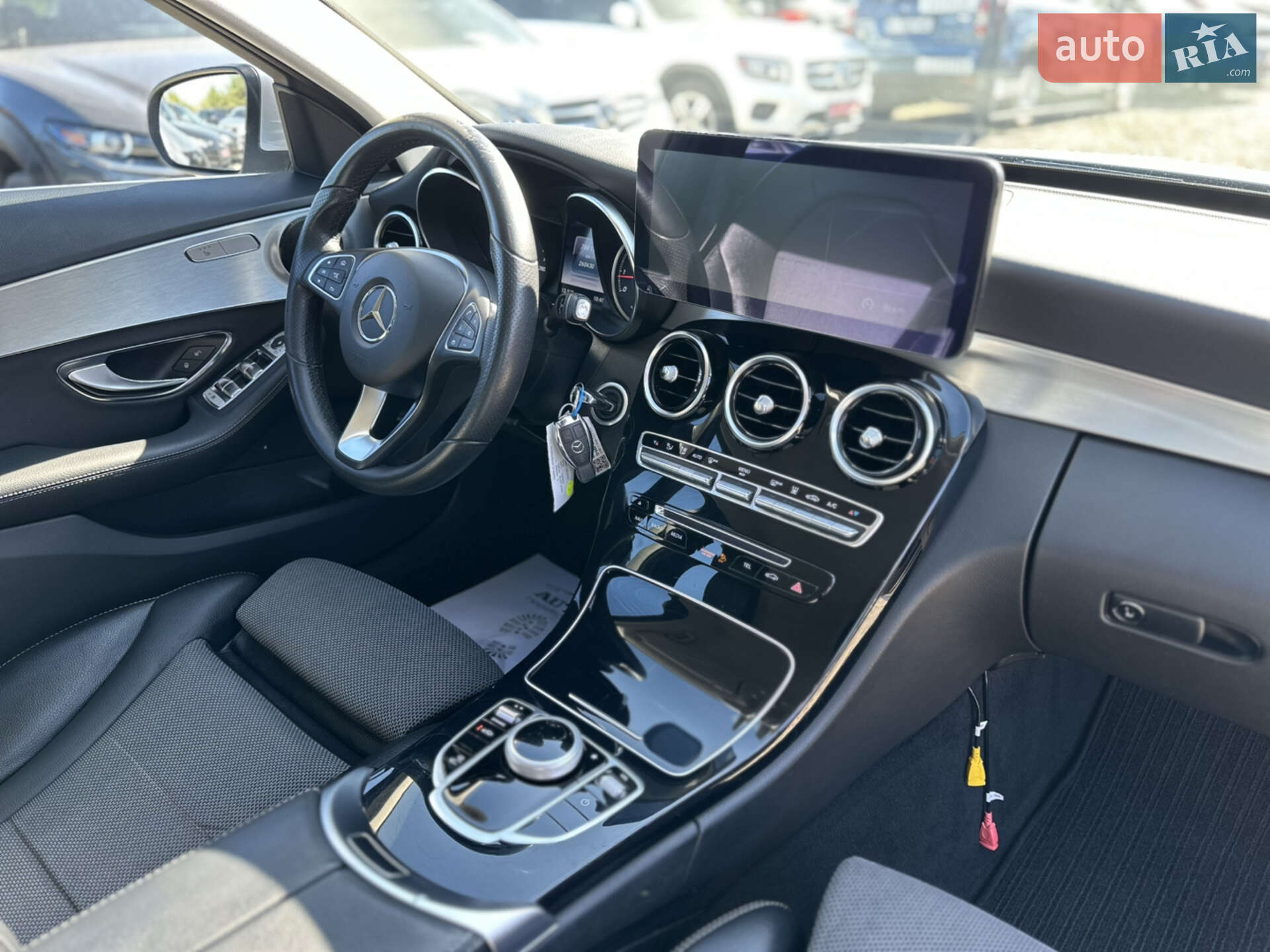 Mercedes-Benz C-Class 2016 VIN WDD2052471F490046 фото оголошення 29 з 42