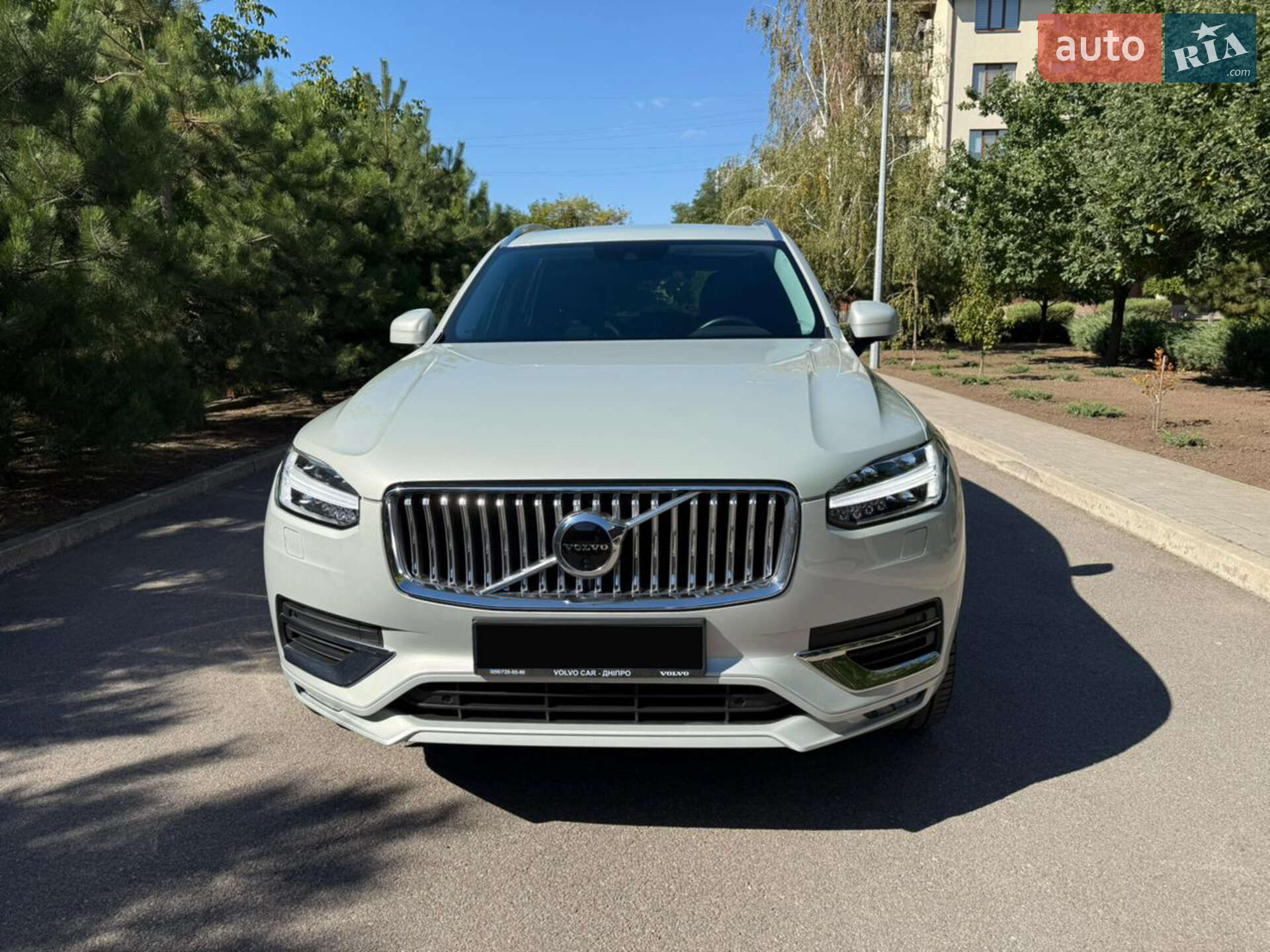 Volvo XC90 2020 VIN YV1LCK2UCL1618207 фото оголошення 4 з 25