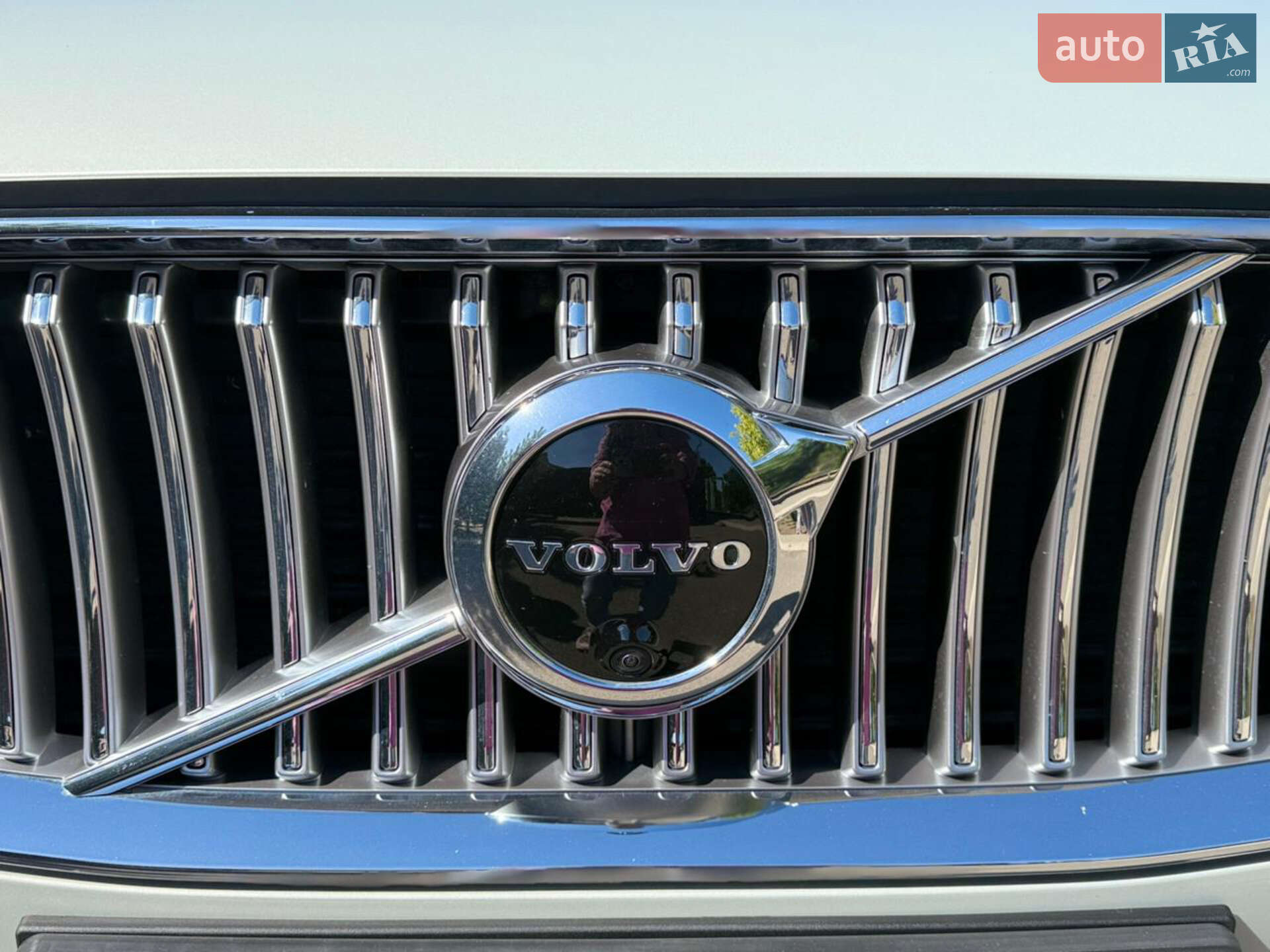 Volvo XC90 2020 VIN YV1LCK2UCL1618207 фото оголошення 7 з 25