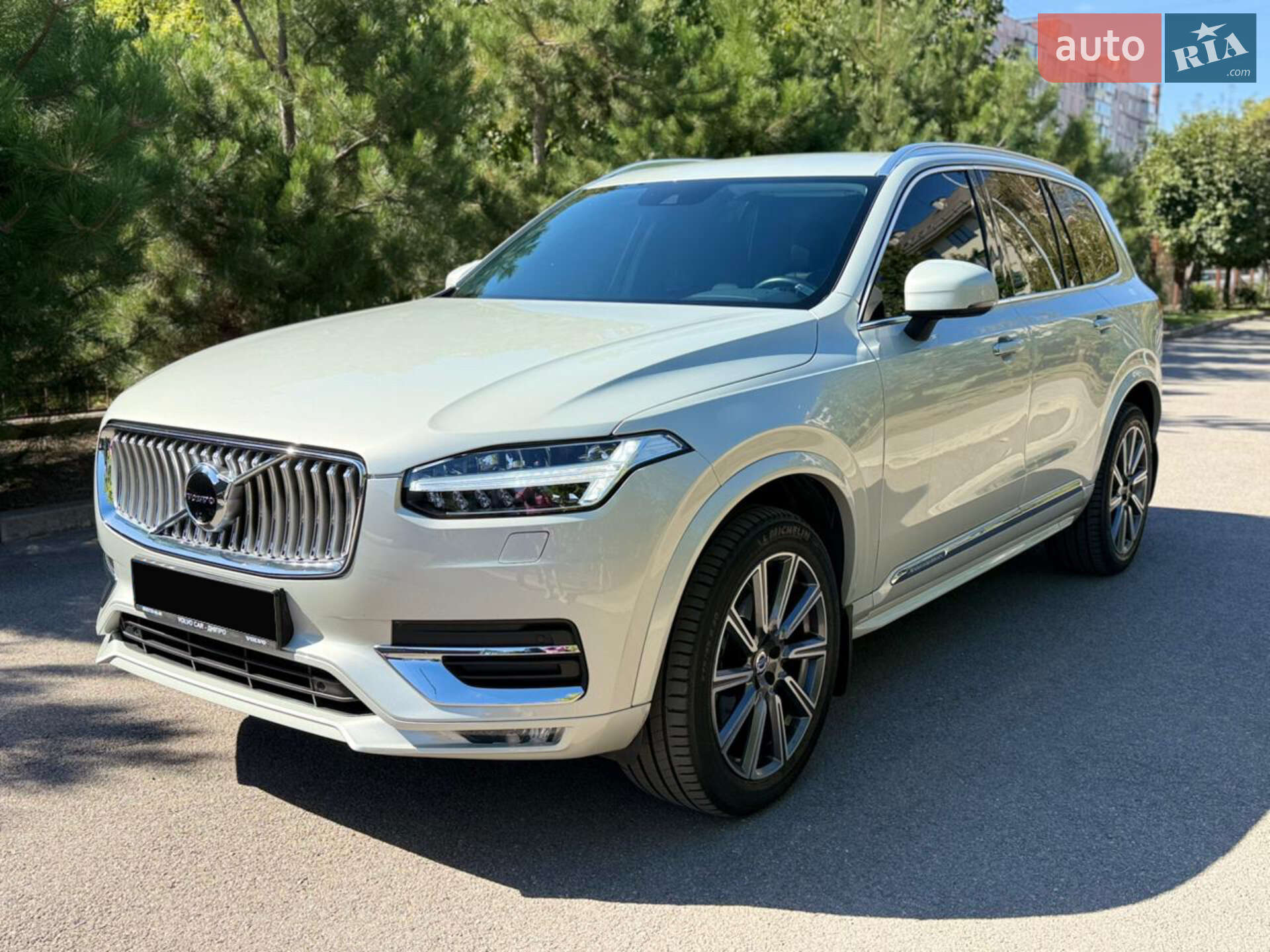 Volvo XC90 2020 VIN YV1LCK2UCL1618207 фото оголошення 8 з 25
