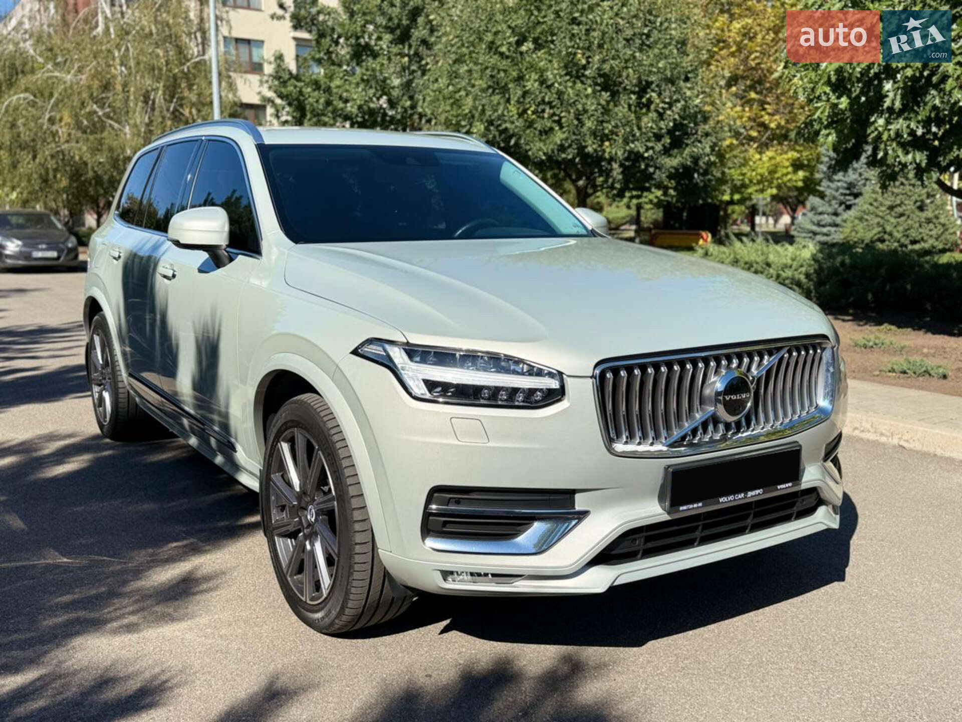 Volvo XC90 2020 VIN YV1LCK2UCL1618207 фото оголошення 11 з 25