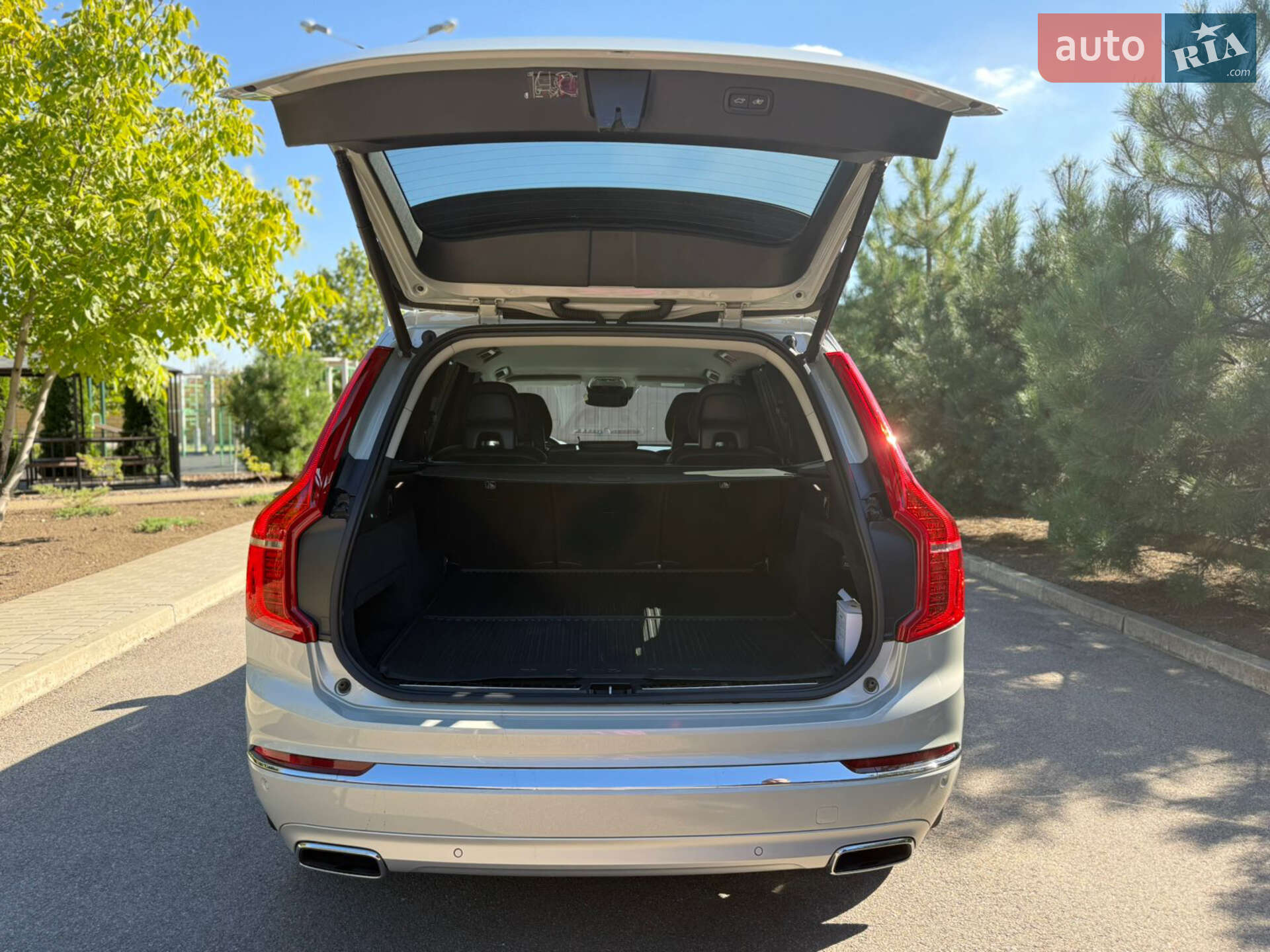 Volvo XC90 2020 VIN YV1LCK2UCL1618207 фото оголошення 25 з 25