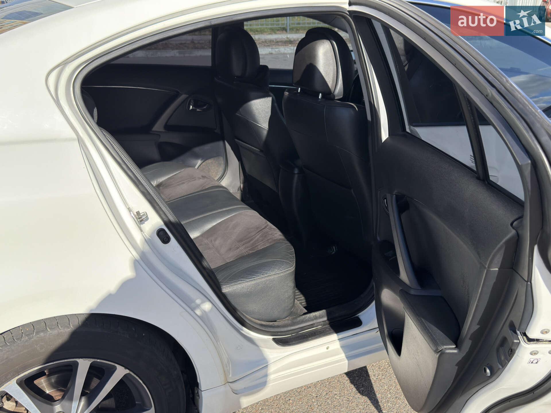 Toyota Avensis 2012 VIN SB1BK76L00E028563 фото оголошення 5 з 13
