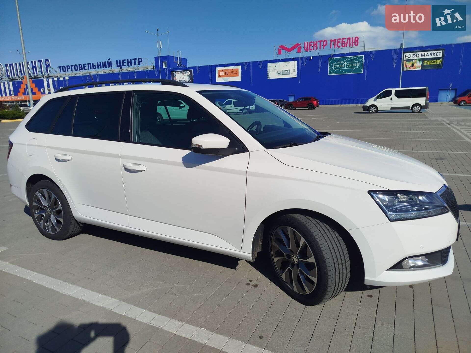 Skoda Fabia 2022 VIN TMBJP6NJ8NZ019581 фото оголошення 7 з 32