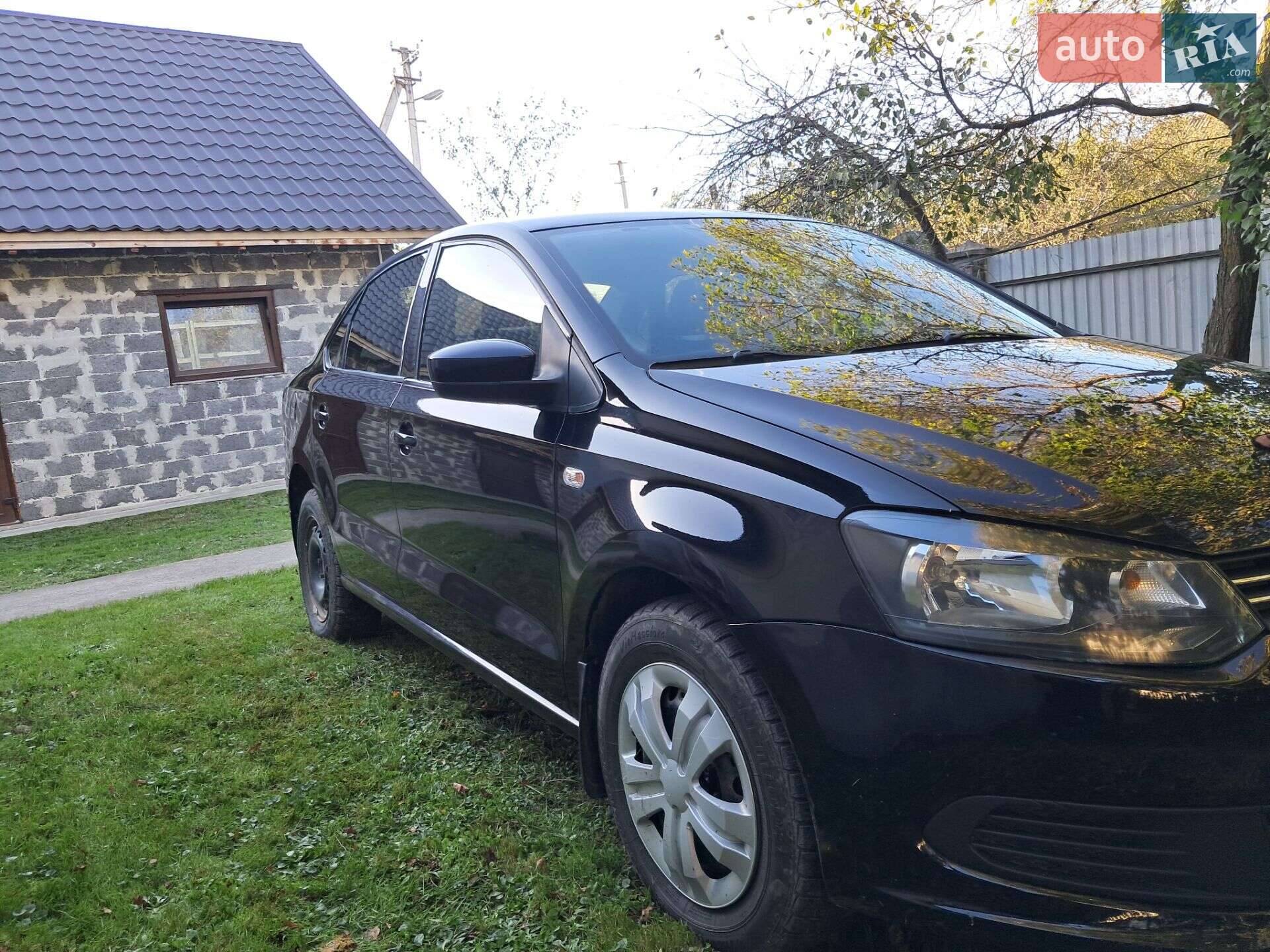 Volkswagen Polo 2013 VIN XW8ZZZ61ZDG054604 фото оголошення 8 з 9