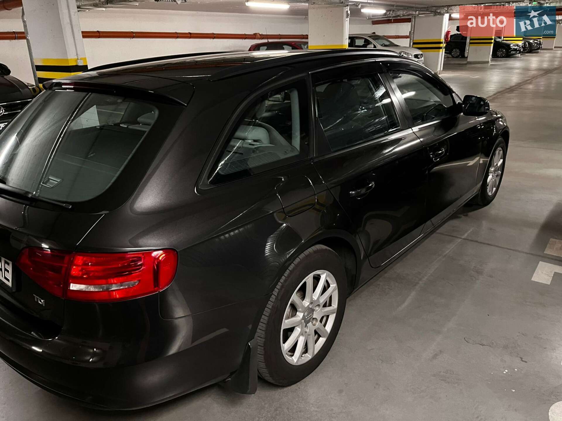Audi A4 2012 VIN WAUZZZ8K8DA125333 фото оголошення 5 з 12