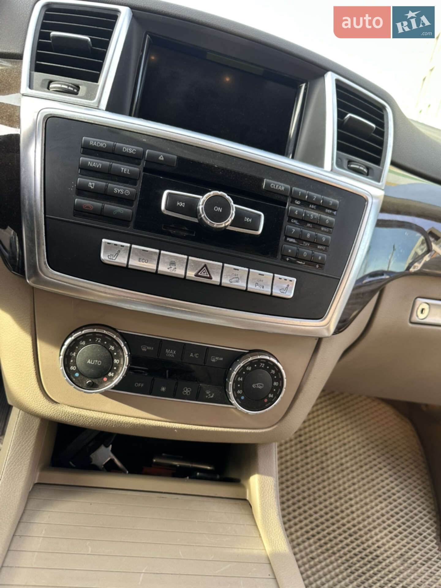 Mercedes-Benz M-Class 2015 VIN 4JGDA0EB6FA534269 фото оголошення 8 з 40