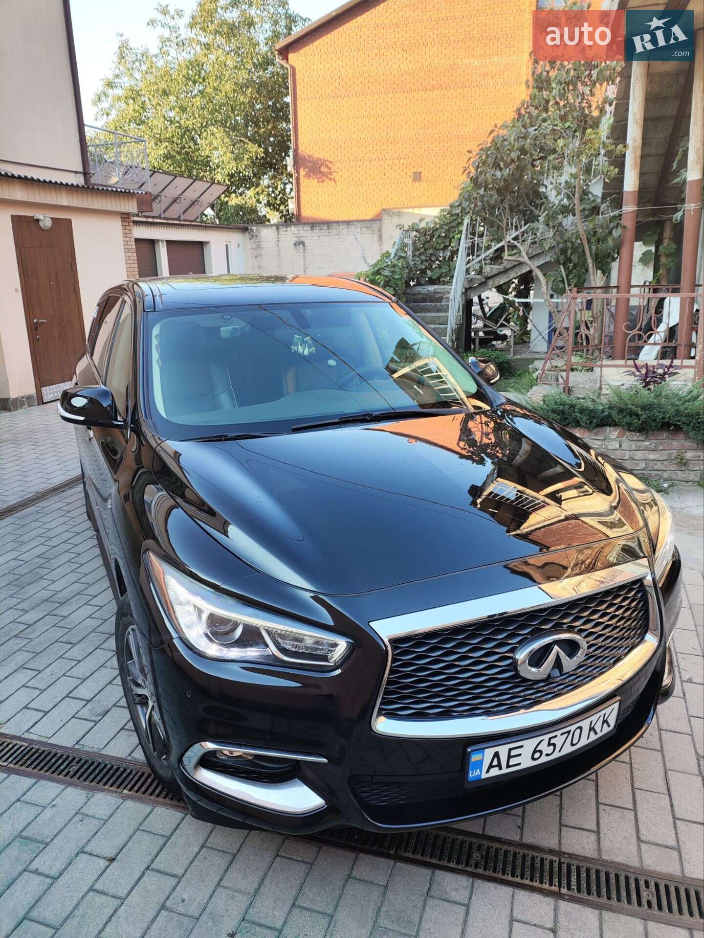 Infiniti QX60 2018 VIN 5N1DL0MM9JC524538 фото оголошення 3 з 3