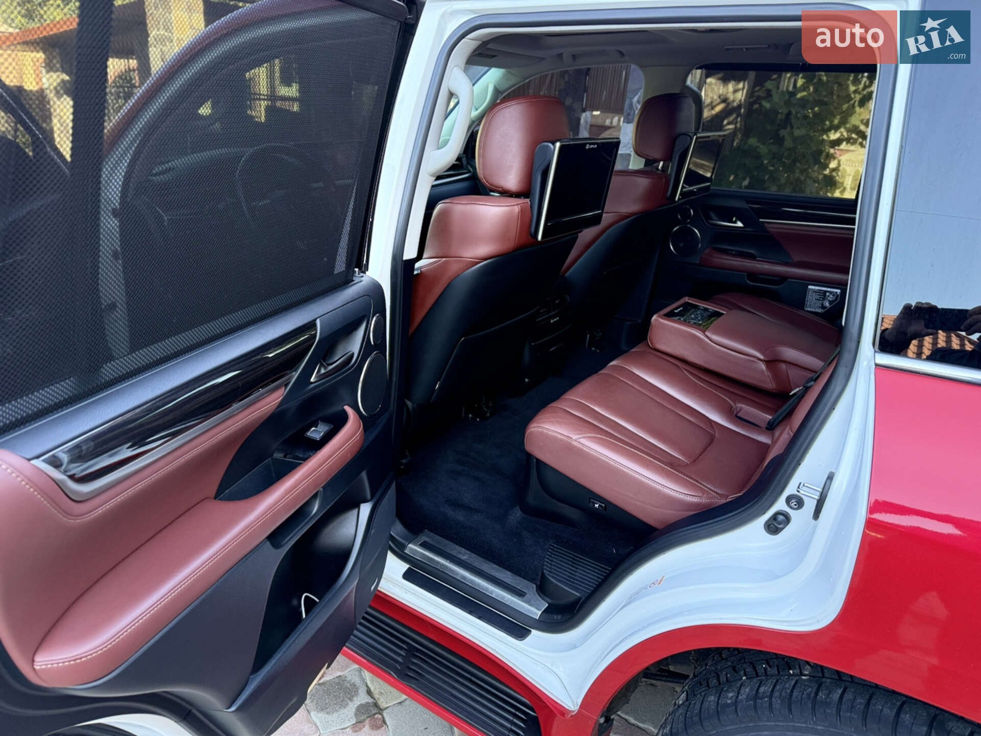 Lexus LX 2017 VIN Y89G10800JAC87062 фото оголошення 86 з 90
