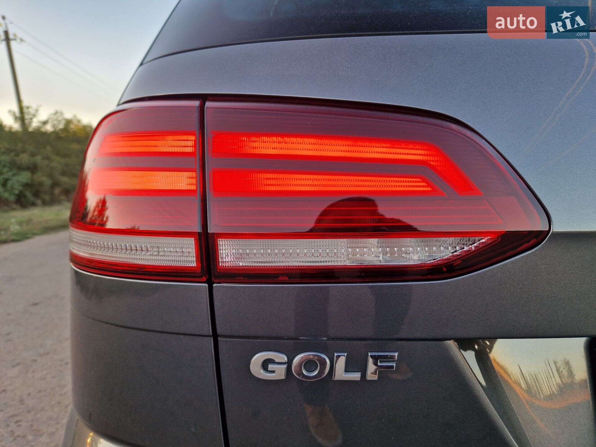 Volkswagen Golf 2019 VIN WVWZZZAUZKP547038 фото оголошення 17 з 60