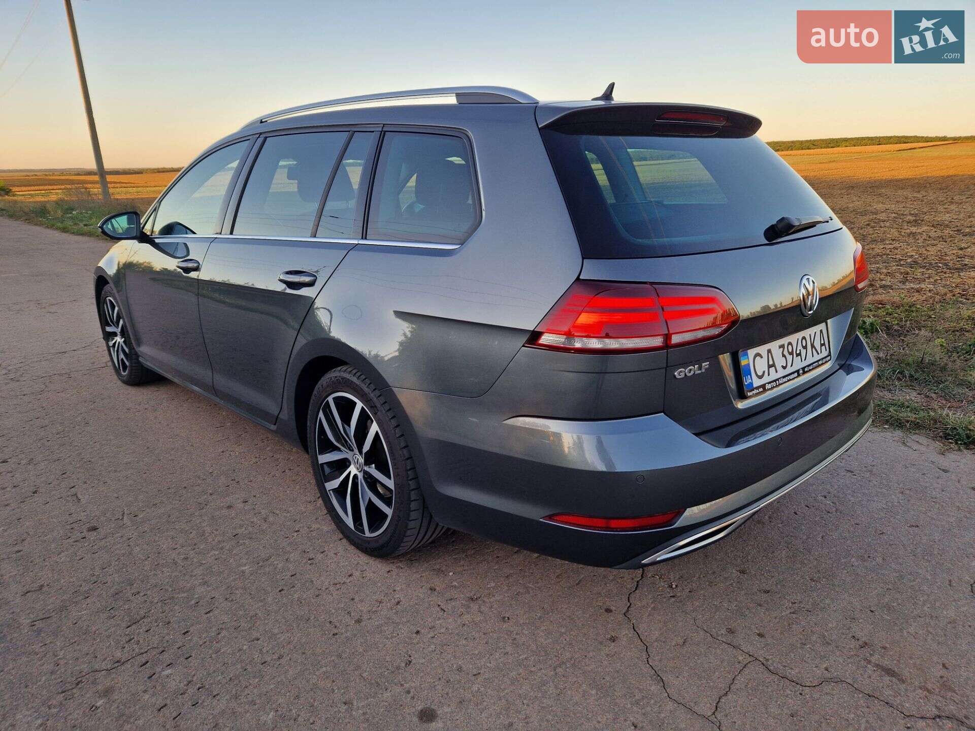 Volkswagen Golf 2019 VIN WVWZZZAUZKP547038 фото оголошення 27 з 60