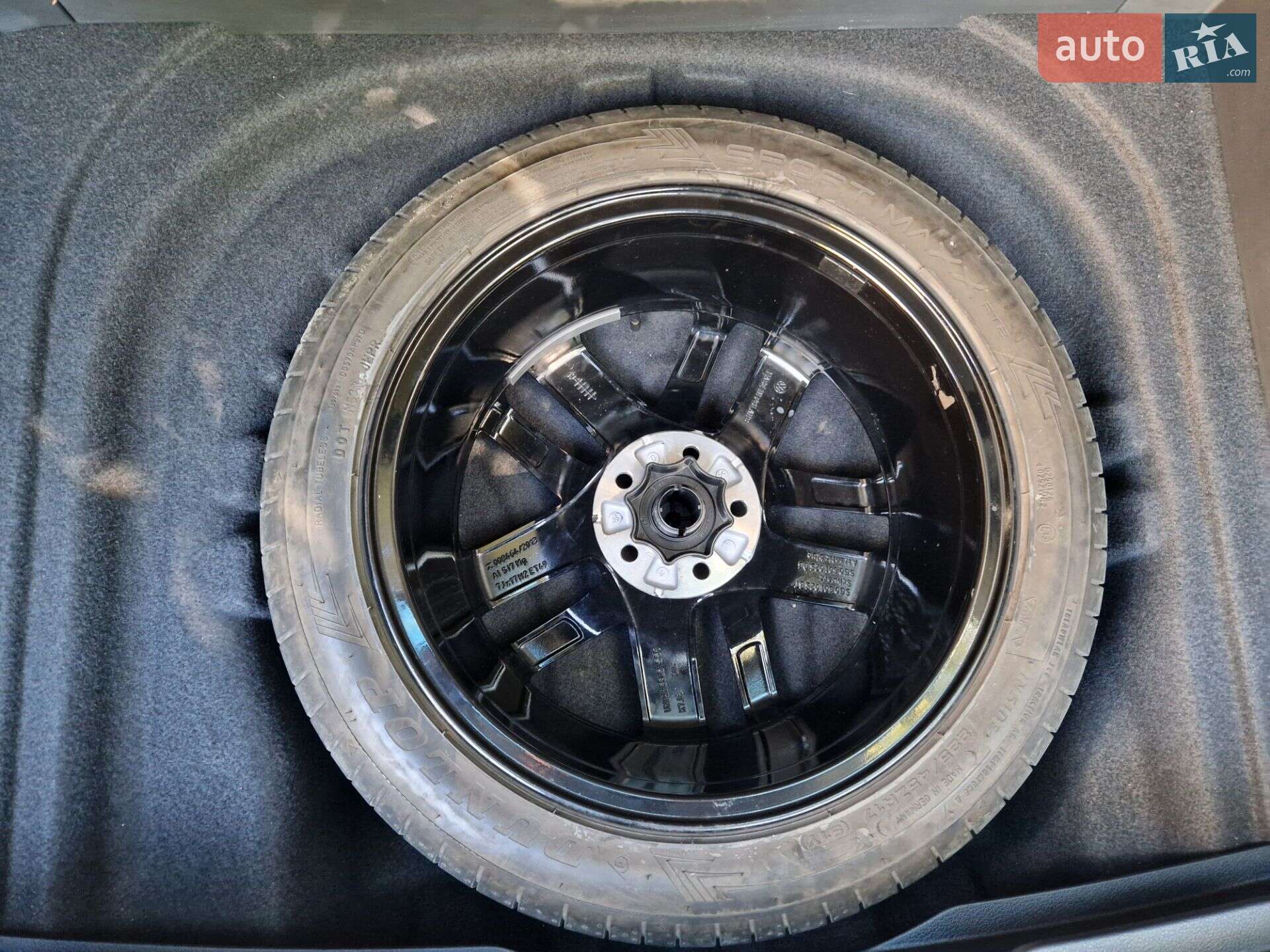Volkswagen Golf 2019 VIN WVWZZZAUZKP547038 фото оголошення 44 з 60