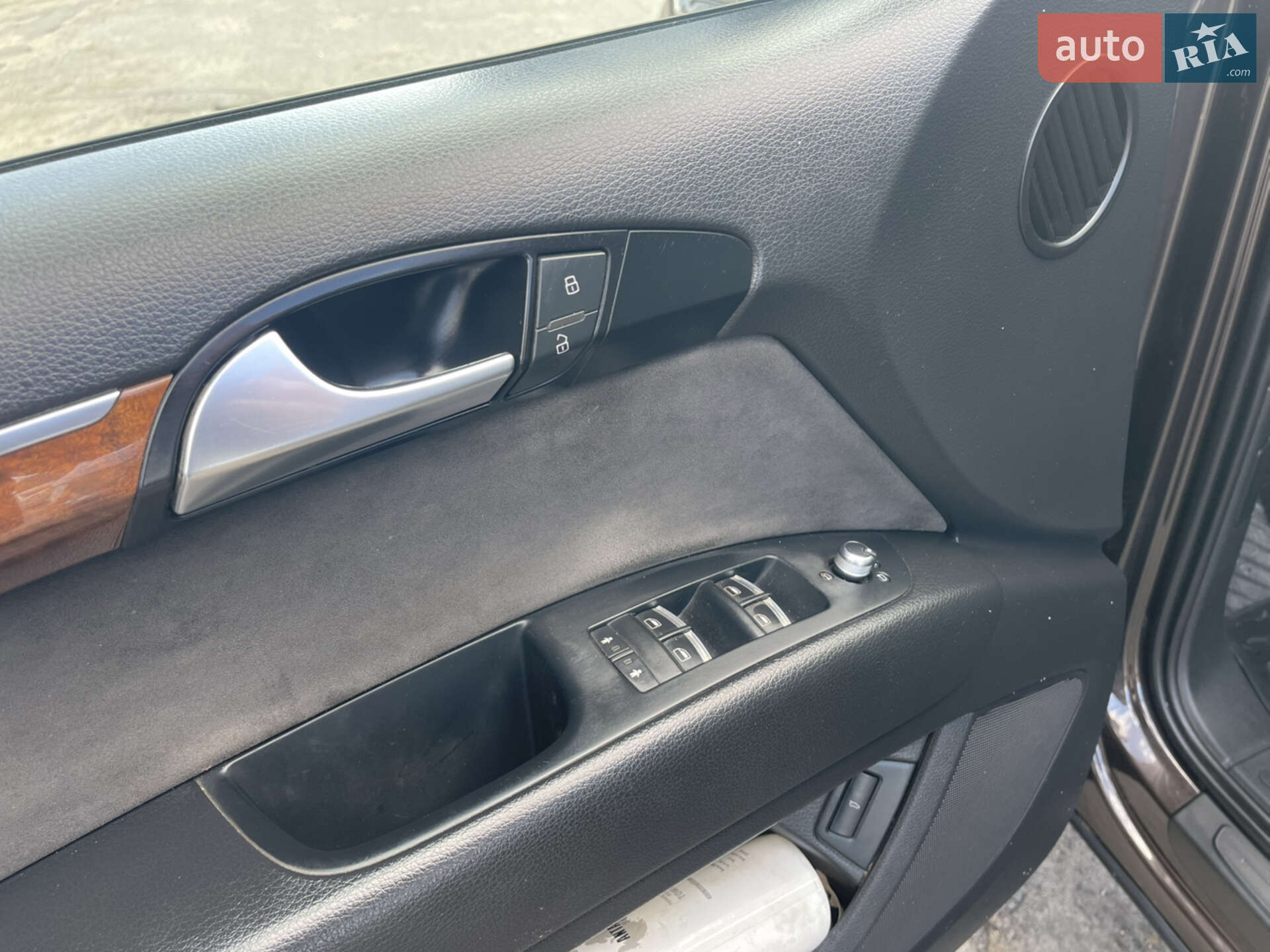 Audi Q7 2012 VIN WAUZZZ4L1DD016886 фото оголошення 10 з 23