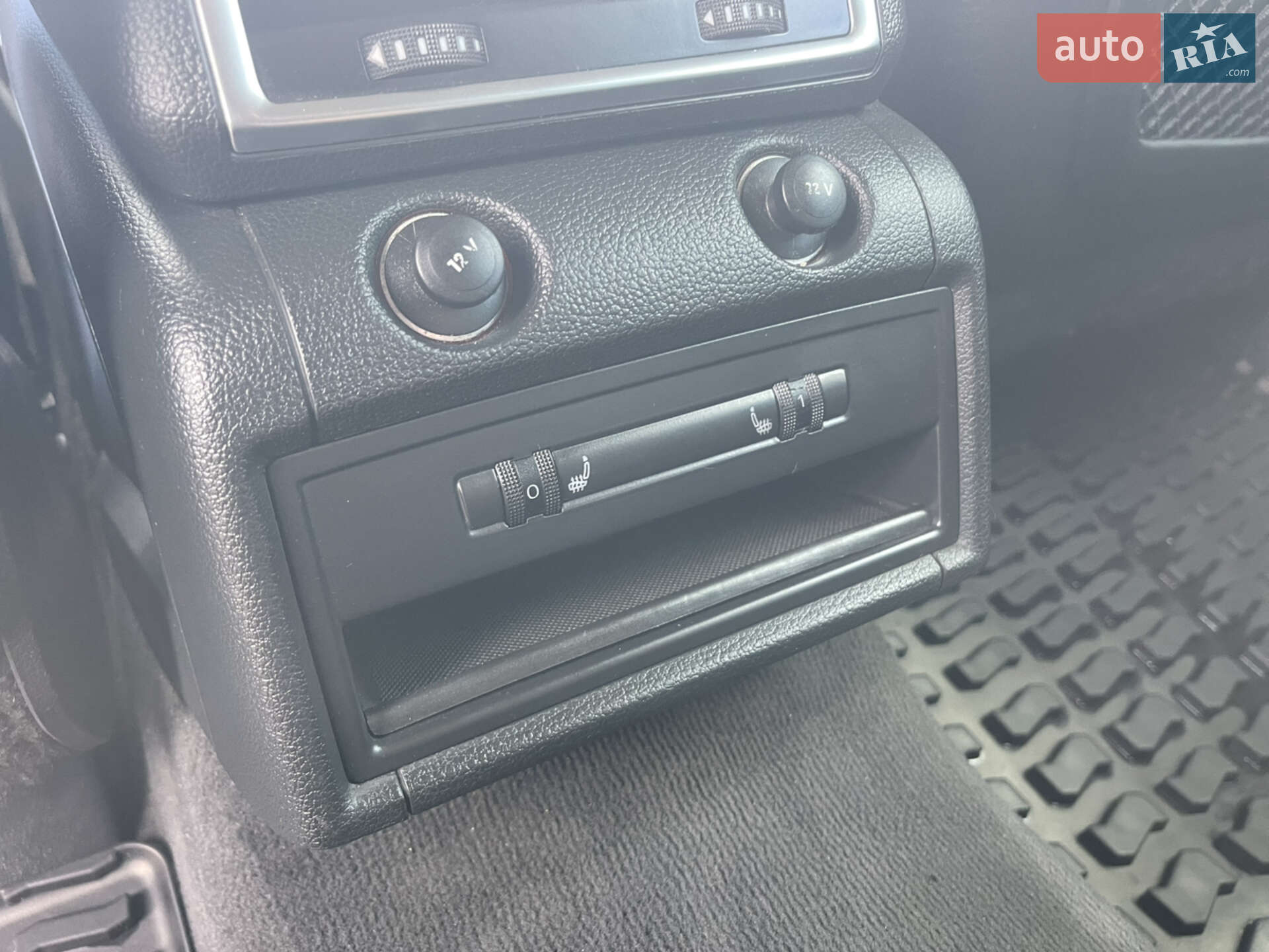 Audi Q7 2012 VIN WAUZZZ4L1DD016886 фото оголошення 15 з 23