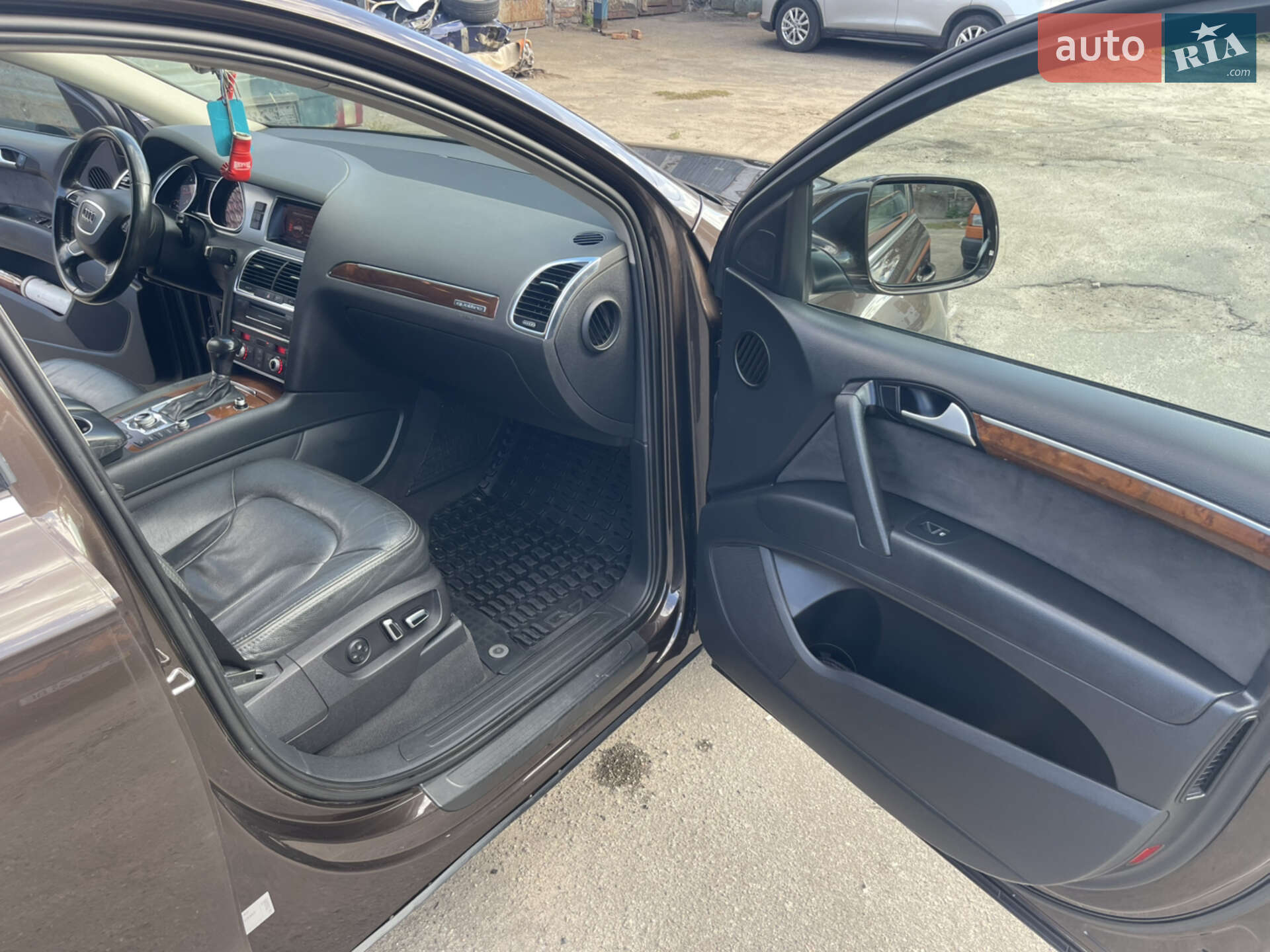 Audi Q7 2012 VIN WAUZZZ4L1DD016886 фото оголошення 20 з 23