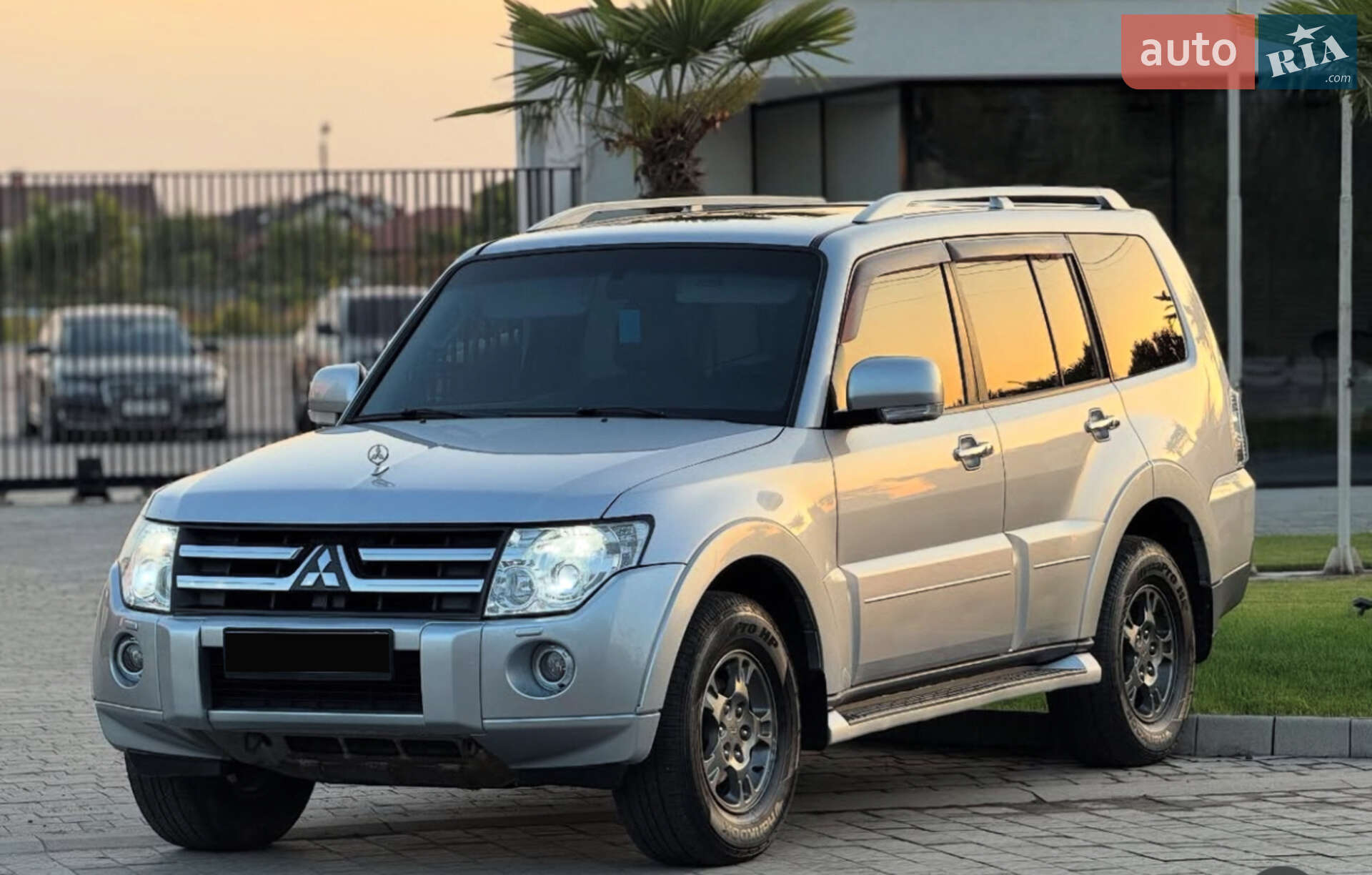 Mitsubishi Pajero Wagon 2007 VIN JMYLRV93W7J714335 фото оголошення 3 з 11