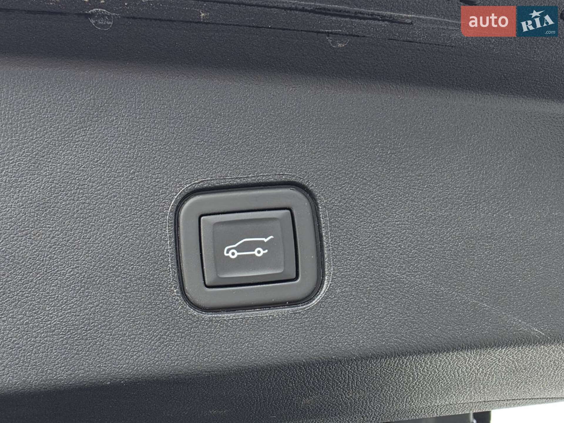 Cadillac Lyriq 2024 VIN 1GYKPWRL5RZ139306 фото оголошення 100 з 124
