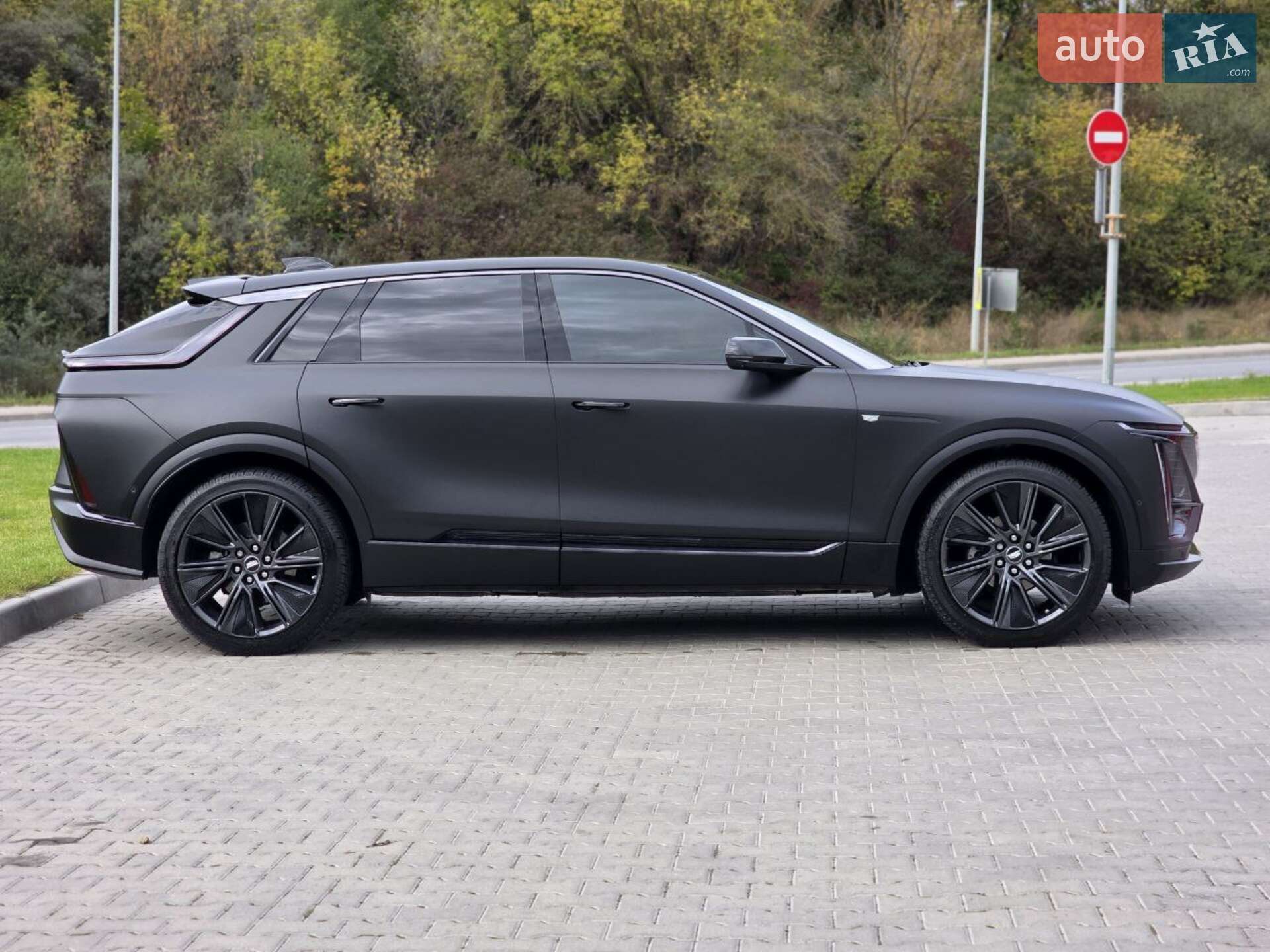 Cadillac Lyriq 2024 VIN 1GYKPWRL5RZ139306 фото оголошення 19 з 124