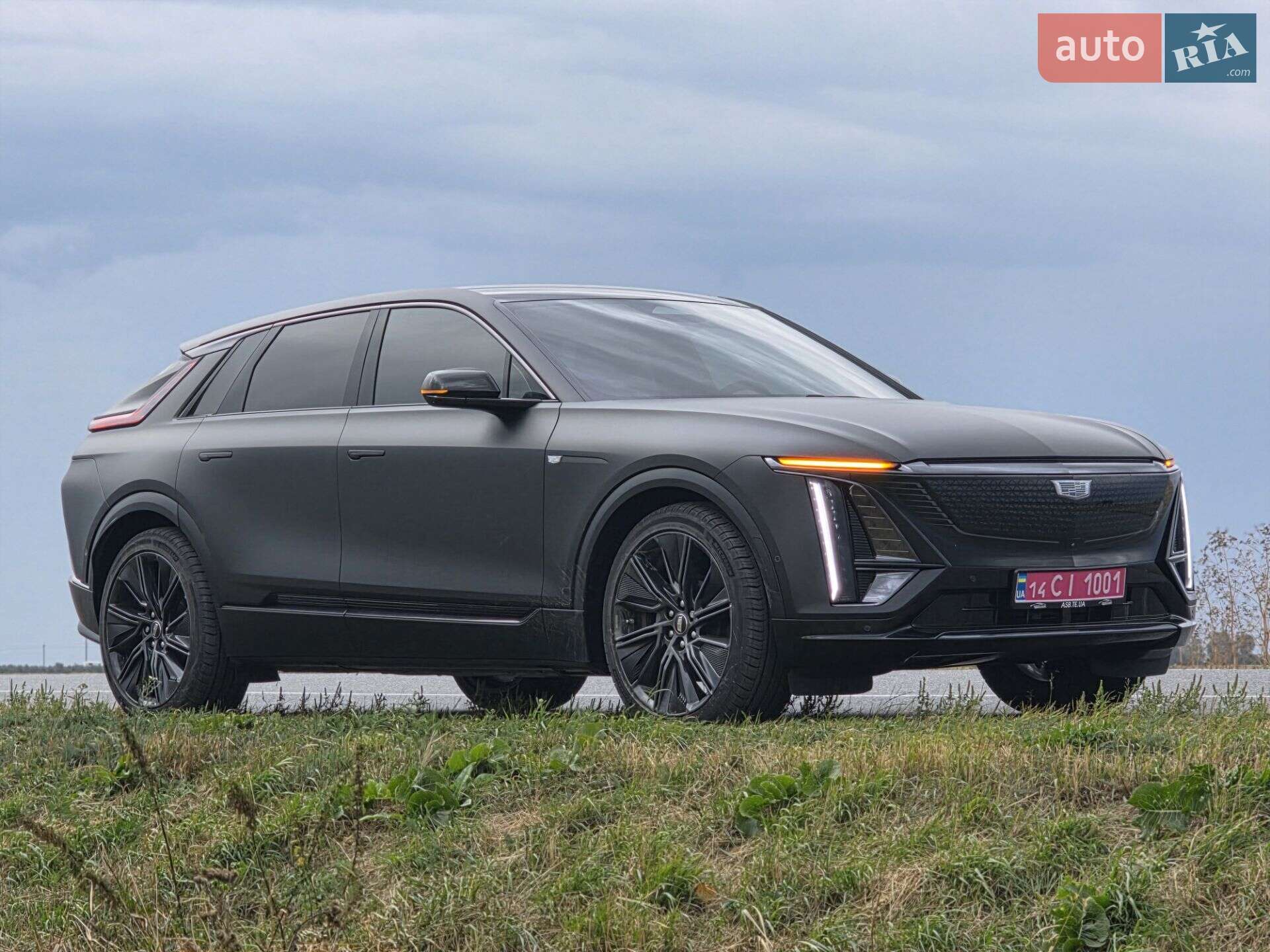 Cadillac Lyriq 2024 VIN 1GYKPWRL5RZ139306 фото оголошення 2 з 124