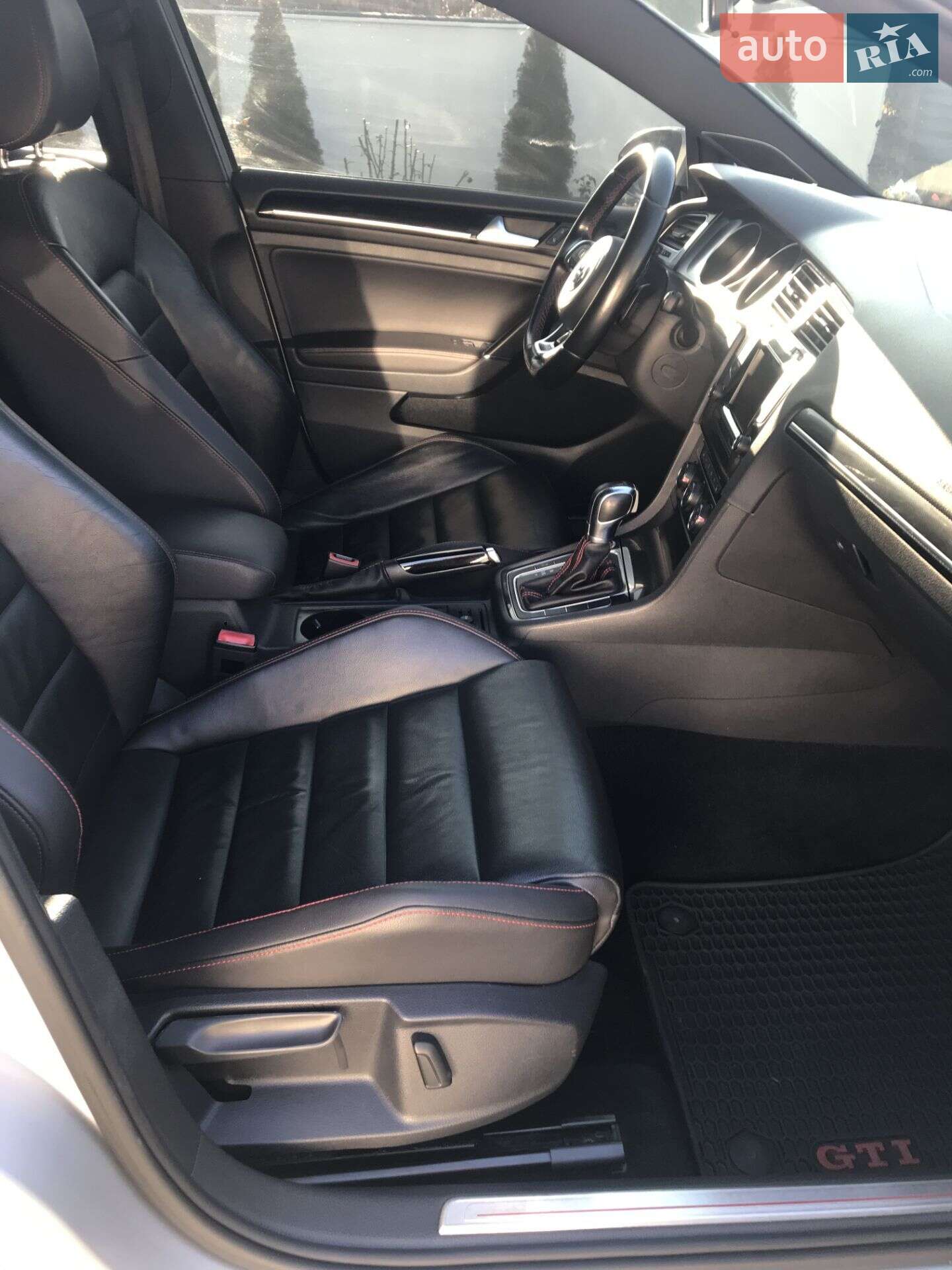 Volkswagen Golf GTI 2014 VIN 3VW4T7AU2FM021700 фото оголошення 2 з 38