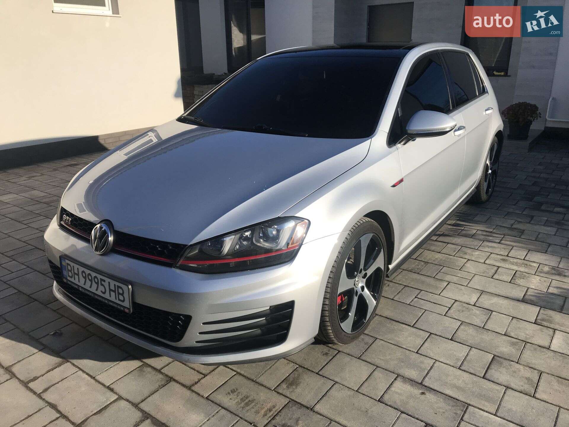 Volkswagen Golf GTI 2014 VIN 3VW4T7AU2FM021700 фото оголошення 7 з 38