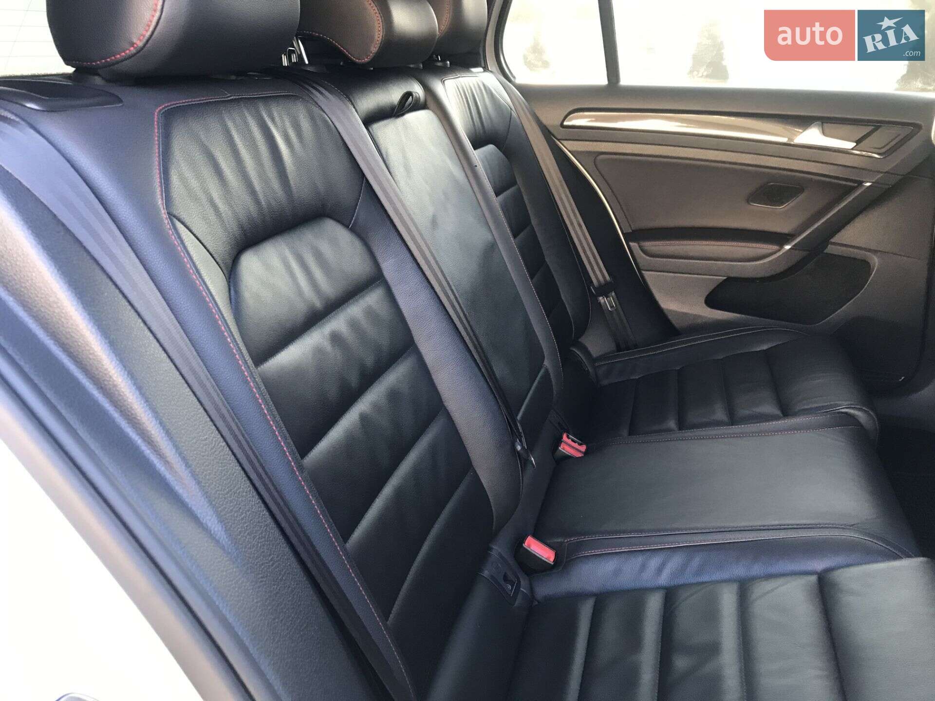 Volkswagen Golf GTI 2014 VIN 3VW4T7AU2FM021700 фото оголошення 16 з 38