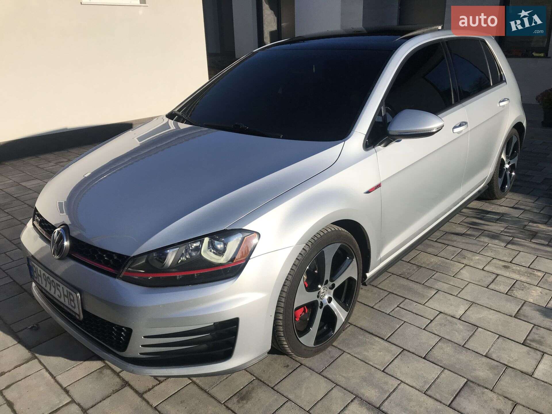Volkswagen Golf GTI 2014 VIN 3VW4T7AU2FM021700 фото оголошення 27 з 38