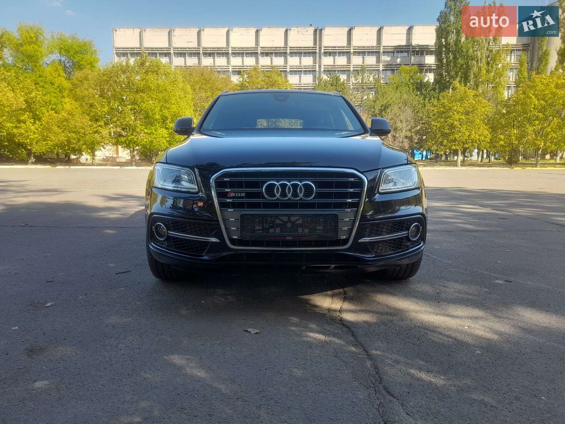 Audi SQ5 2015 VIN WAUZZZ8R3GA031863 фото оголошення 6 з 27