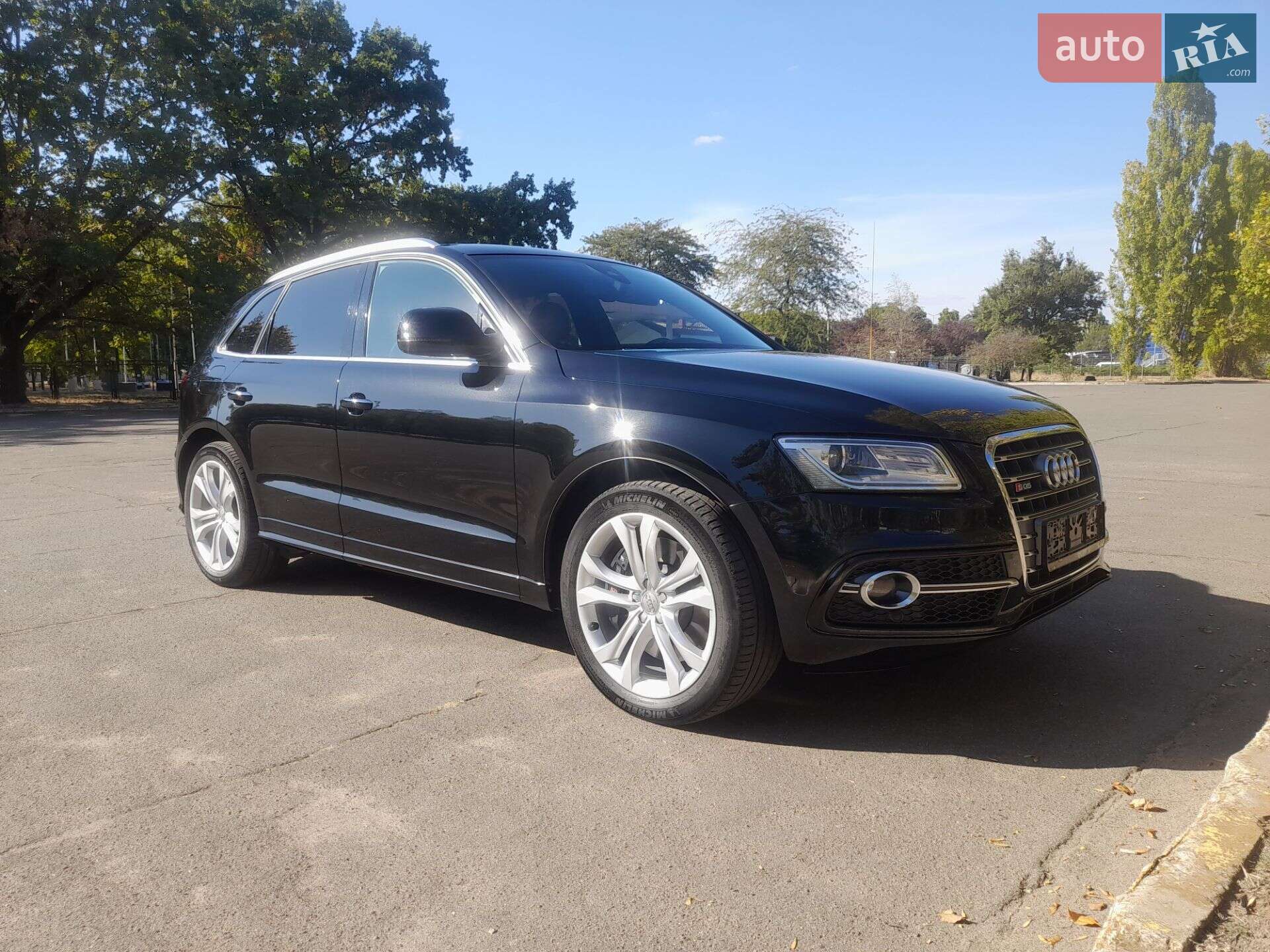 Audi SQ5 2015 VIN WAUZZZ8R3GA031863 фото оголошення 8 з 27