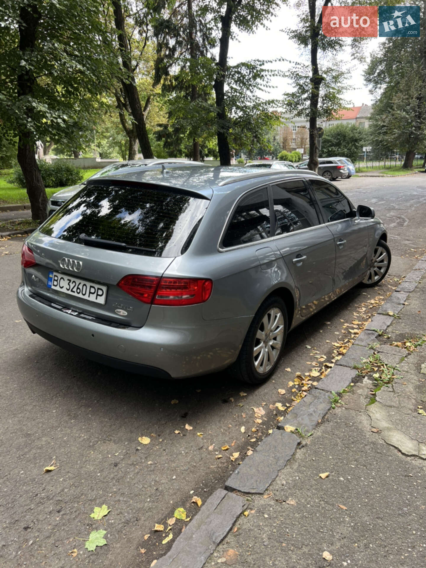 Audi A4 2010 VIN WAUZZZ8K9AA133520 фото оголошення 12 з 35