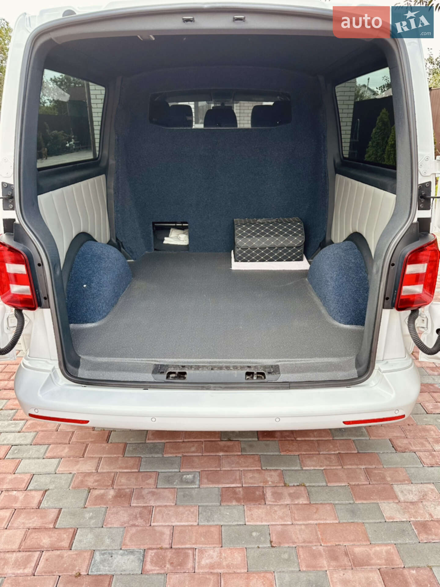 Volkswagen Transporter 2018 VIN WV1ZZZ7HZKH007319 фото оголошення 14 з 36