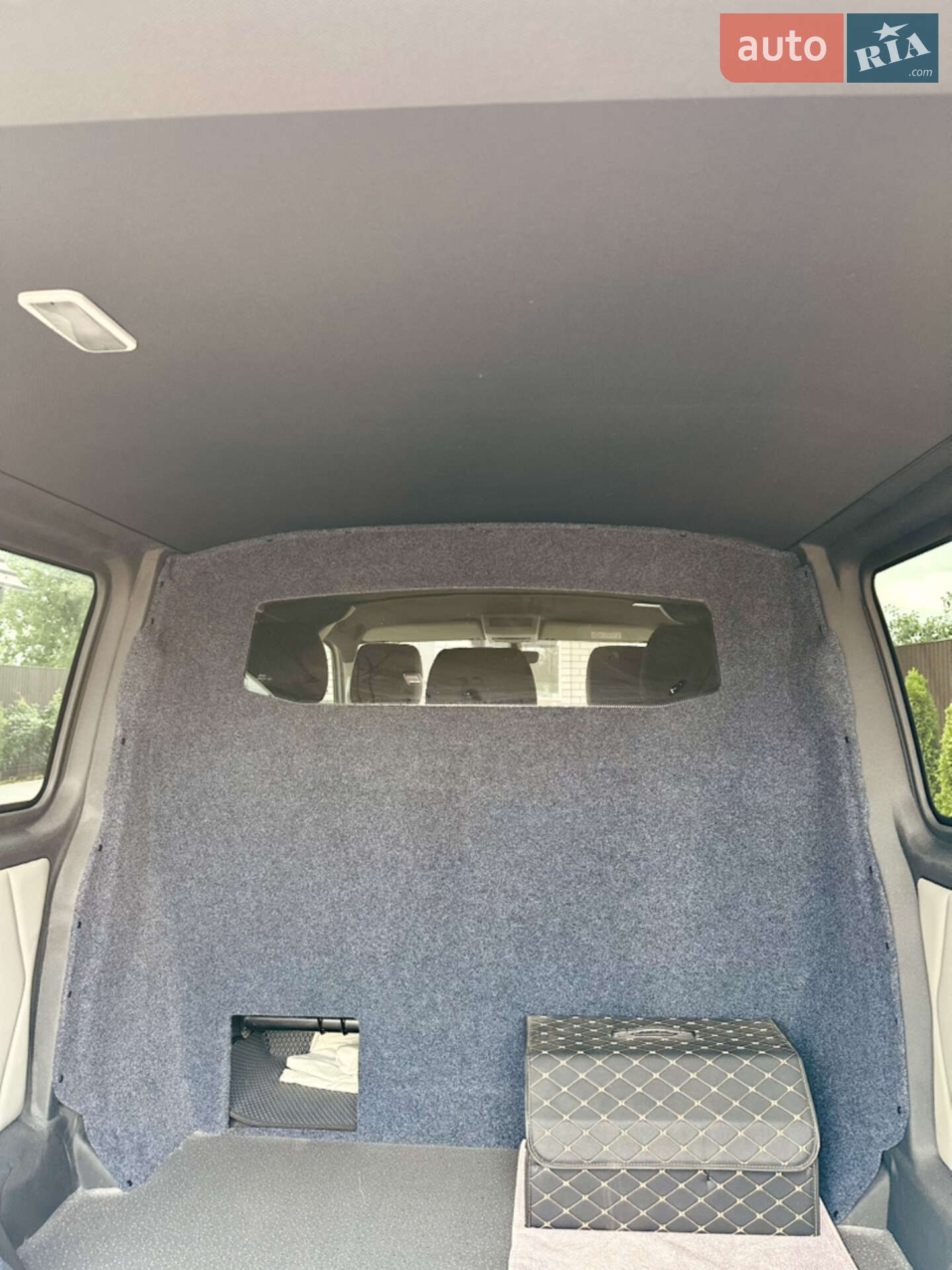 Volkswagen Transporter 2018 VIN WV1ZZZ7HZKH007319 фото оголошення 18 з 36