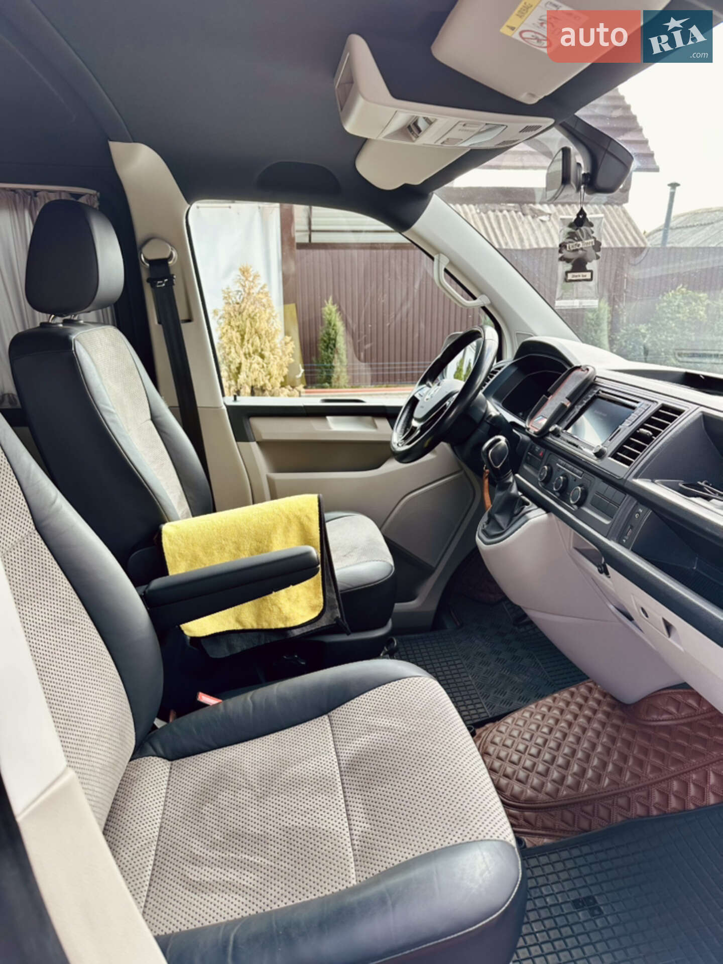 Volkswagen Transporter 2018 VIN WV1ZZZ7HZKH007319 фото оголошення 23 з 36