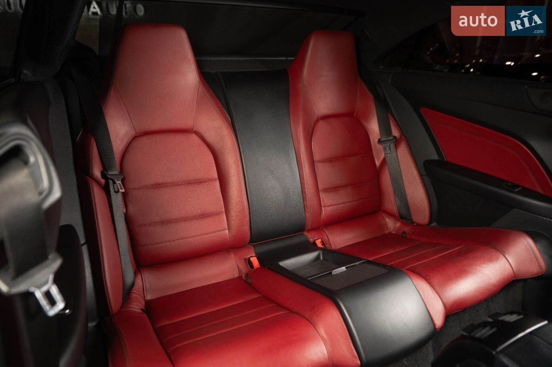 Mercedes-Benz E-Class 2016 VIN WDDKJ6FB2GF347604 фото оголошення 34 з 69