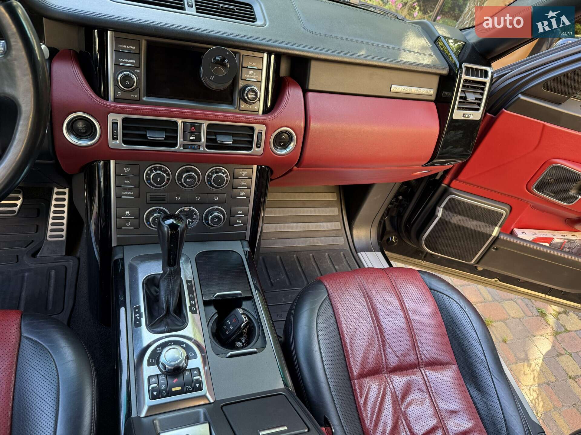 Land Rover Range Rover 2010 VIN SALLMAME4AA332037 фото оголошення 25 з 60