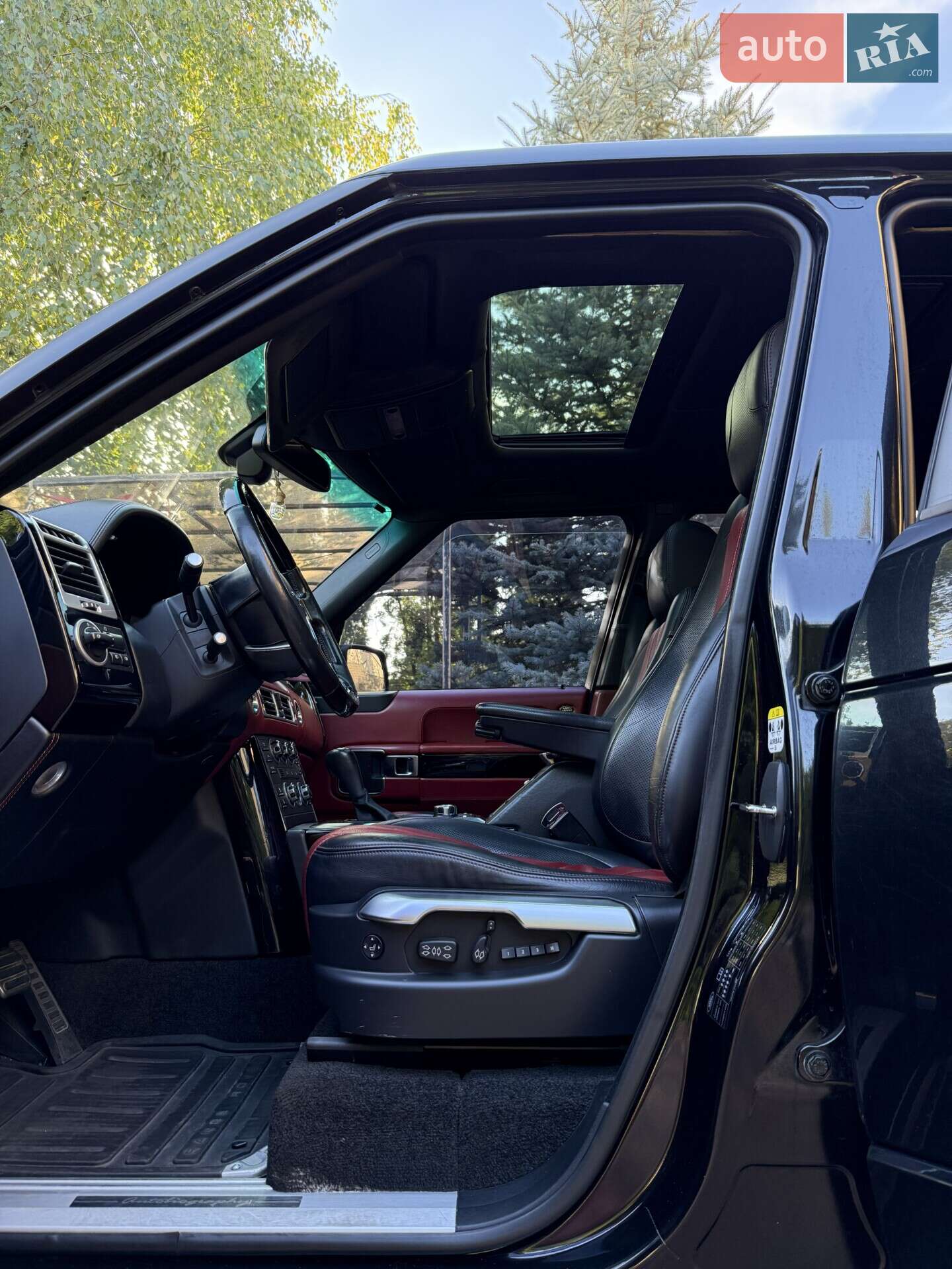 Land Rover Range Rover 2010 VIN SALLMAME4AA332037 фото оголошення 45 з 60