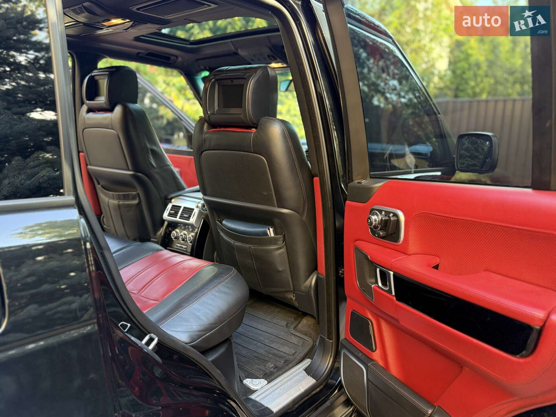 Land Rover Range Rover 2010 VIN SALLMAME4AA332037 фото оголошення 48 з 60