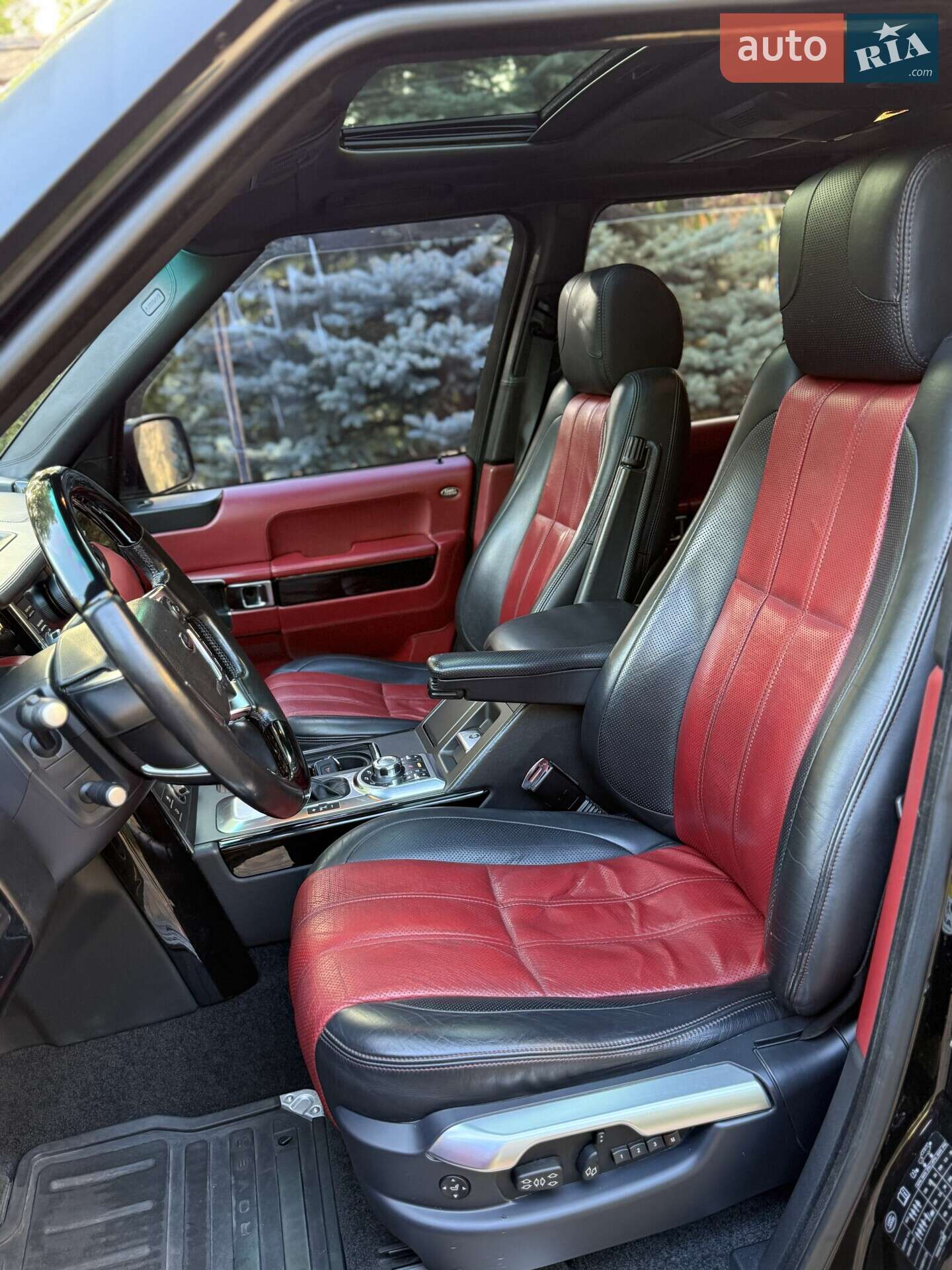 Land Rover Range Rover 2010 VIN SALLMAME4AA332037 фото оголошення 50 з 60