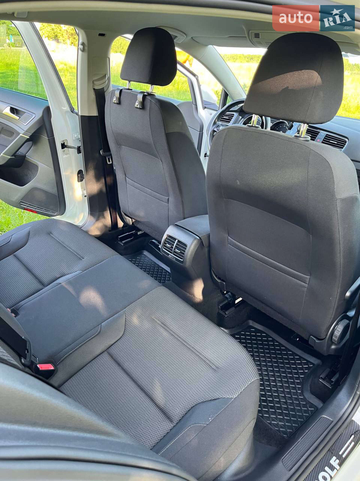 Volkswagen e-Golf 2019 VIN WVWZZZAUZK8907853 фото оголошення 7 з 27
