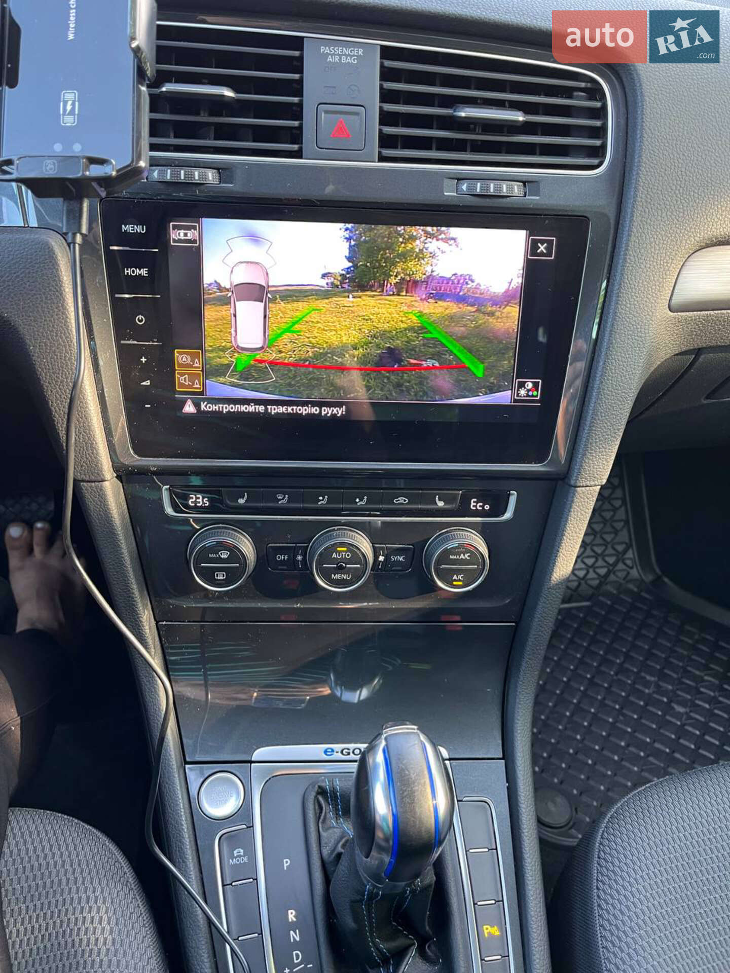 Volkswagen e-Golf 2019 VIN WVWZZZAUZK8907853 фото оголошення 12 з 27
