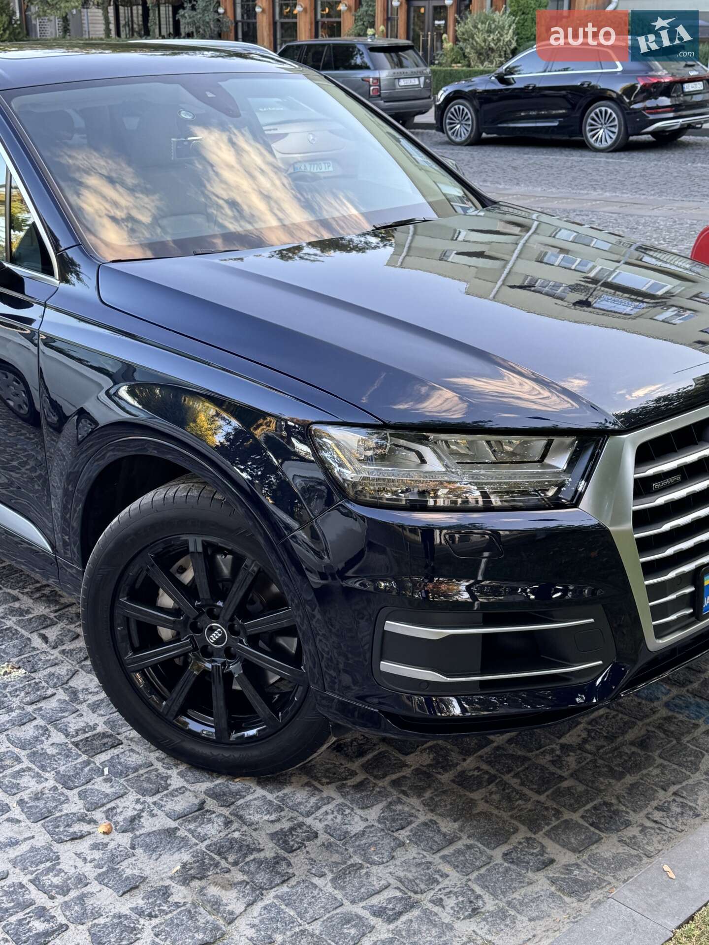 Audi Q7 2016 VIN WA1LAAF72HD022892 фото оголошення 3 з 47