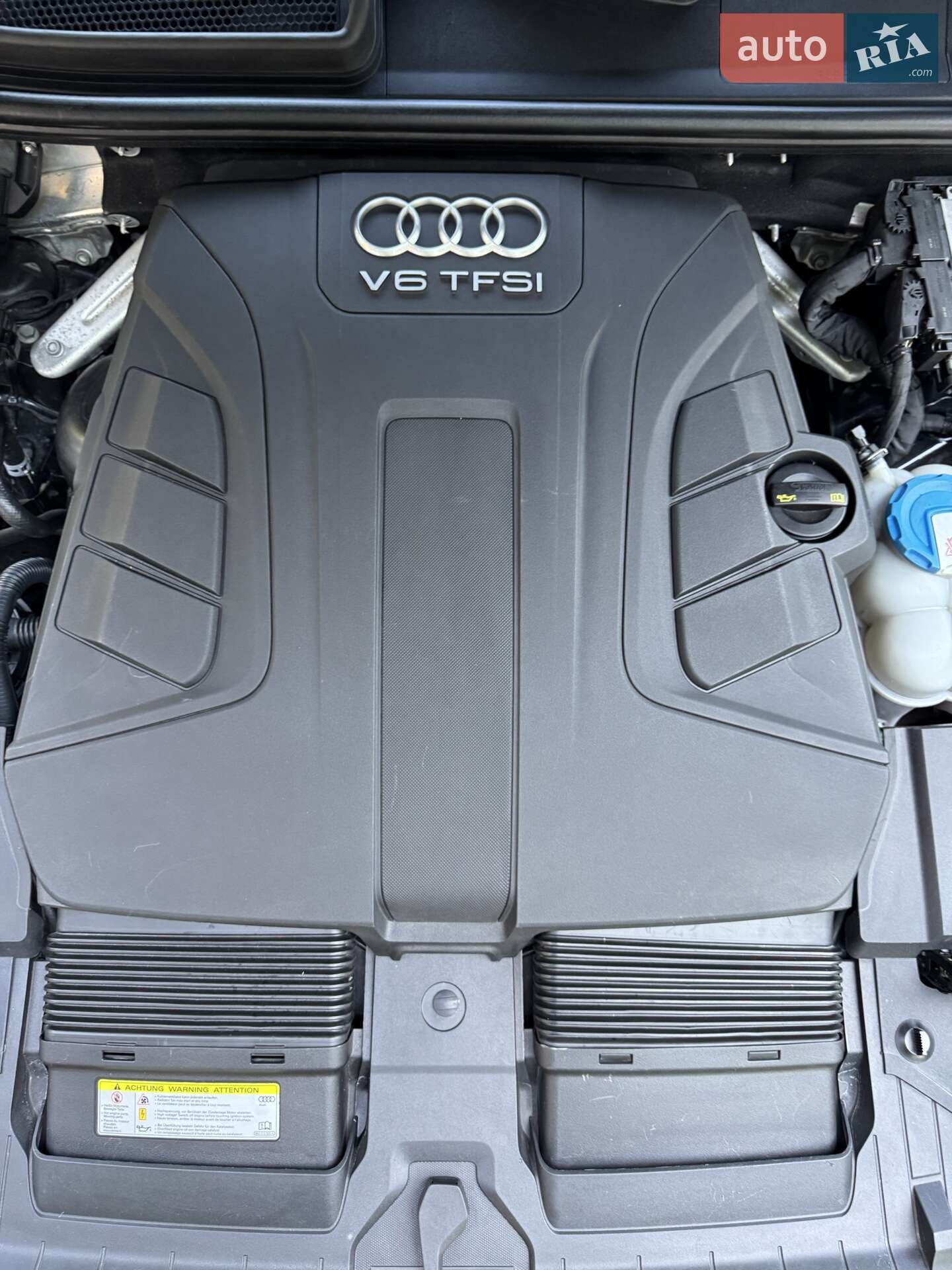 Audi Q7 2016 VIN WA1LAAF72HD022892 фото оголошення 47 з 47