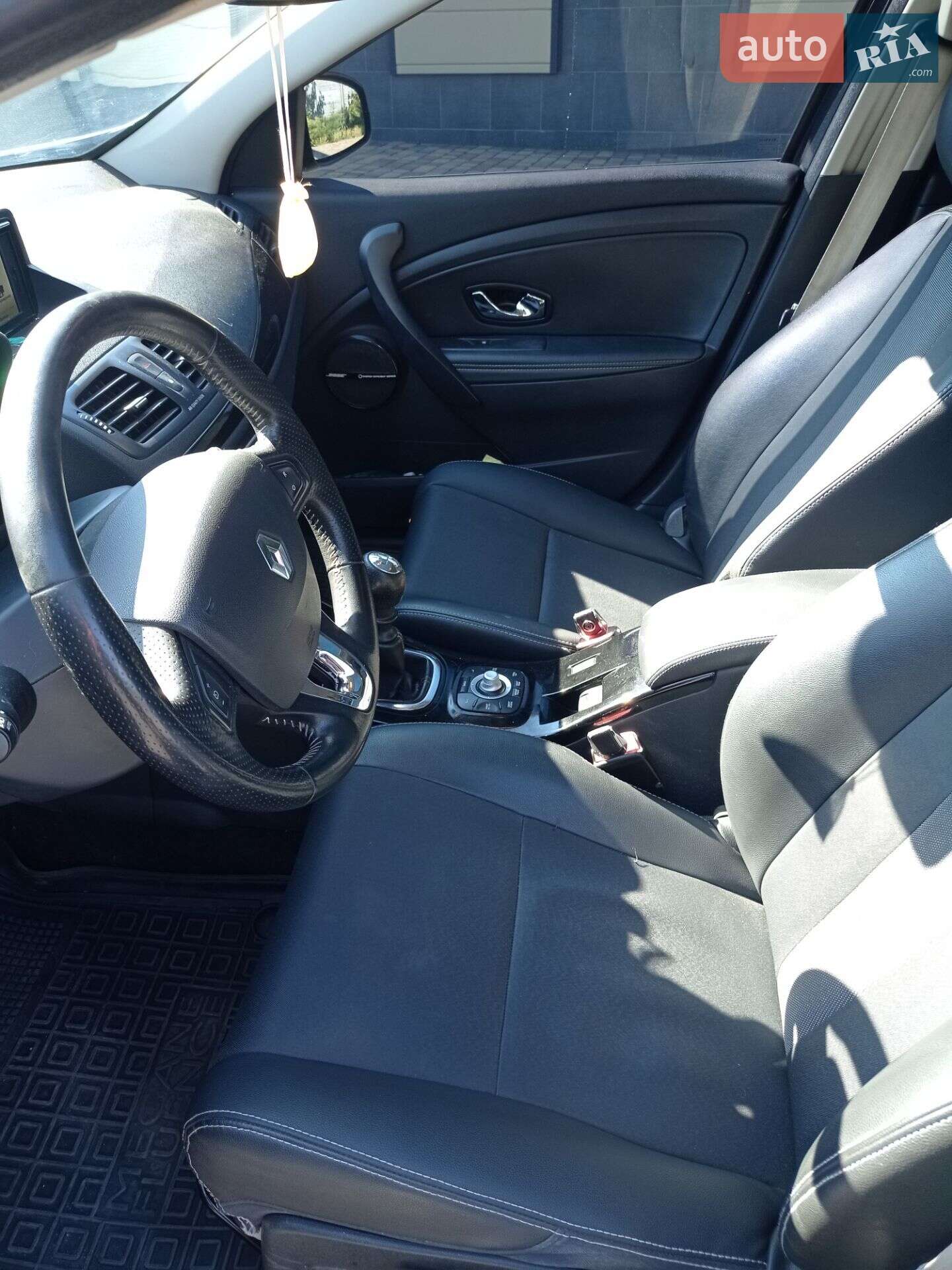 Renault Megane 2013 VIN VF1KZX40648844943 фото оголошення 13 з 36