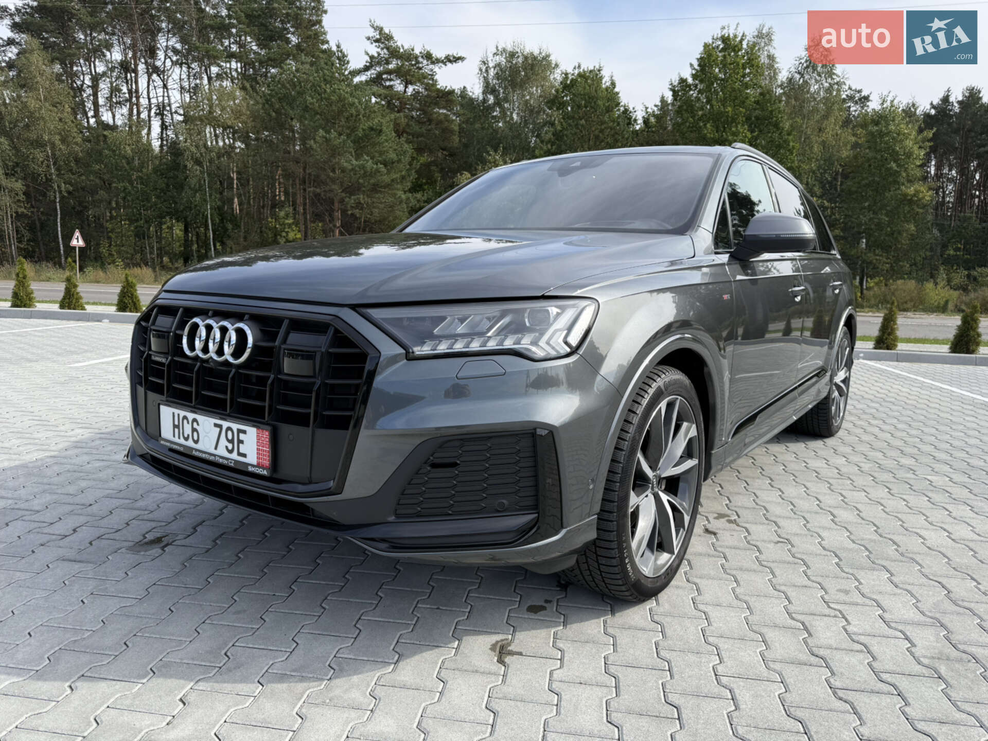 Audi Q7 2021 VIN WAUZZZ4M6ND009409 фото оголошення 2 з 61