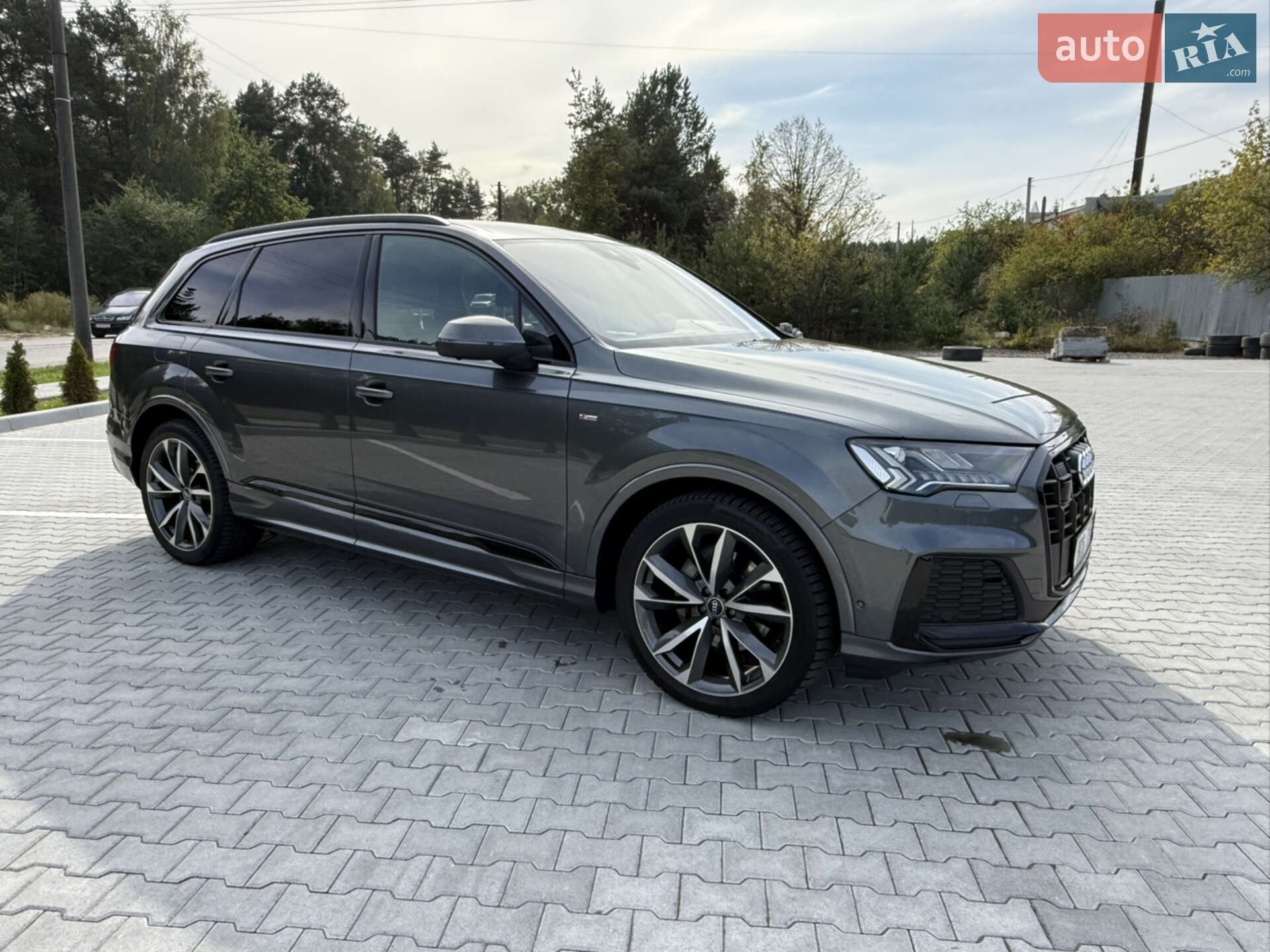 Audi Q7 2021 VIN WAUZZZ4M6ND009409 фото оголошення 10 з 61