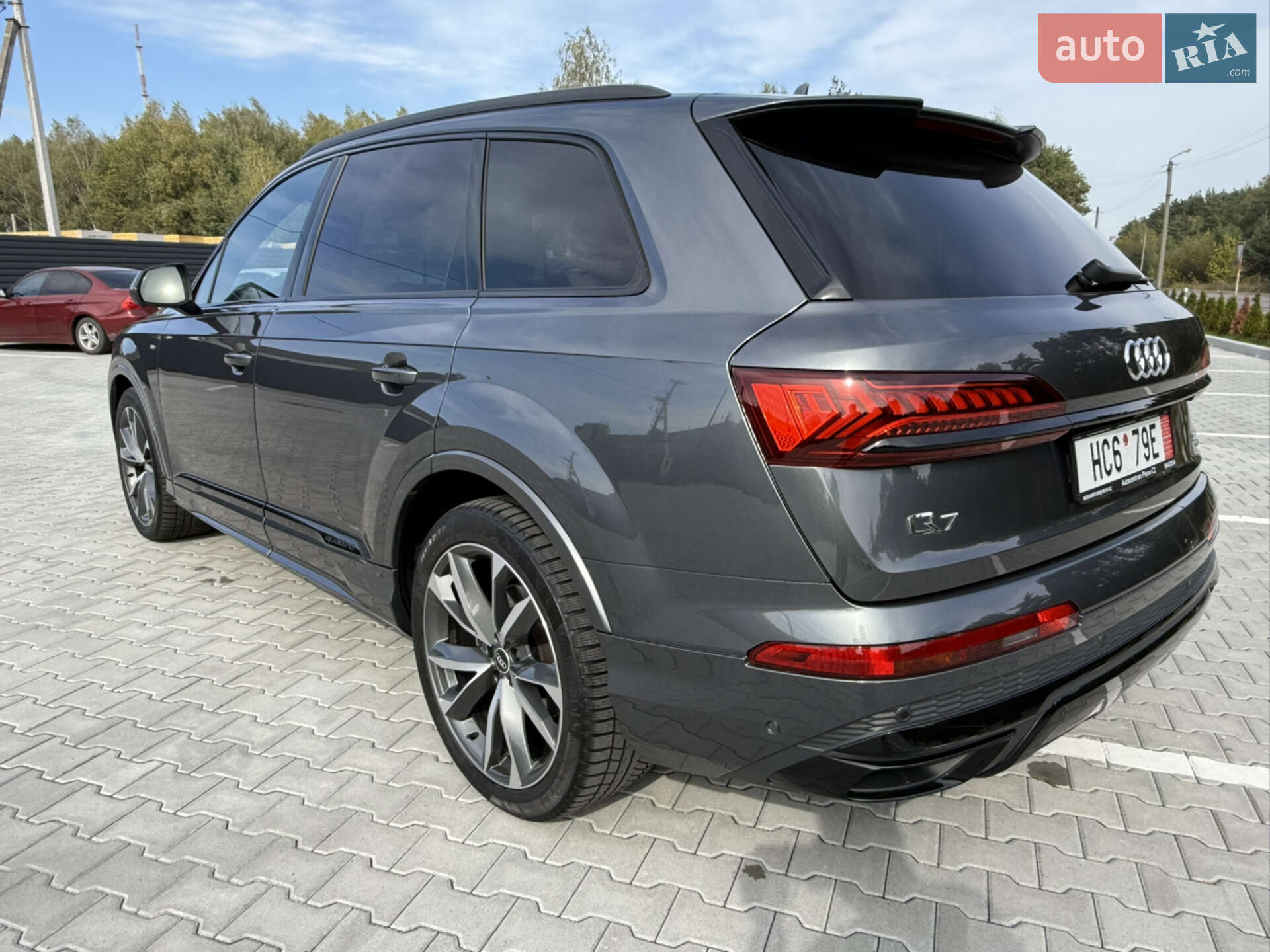 Audi Q7 2021 VIN WAUZZZ4M6ND009409 фото оголошення 21 з 61