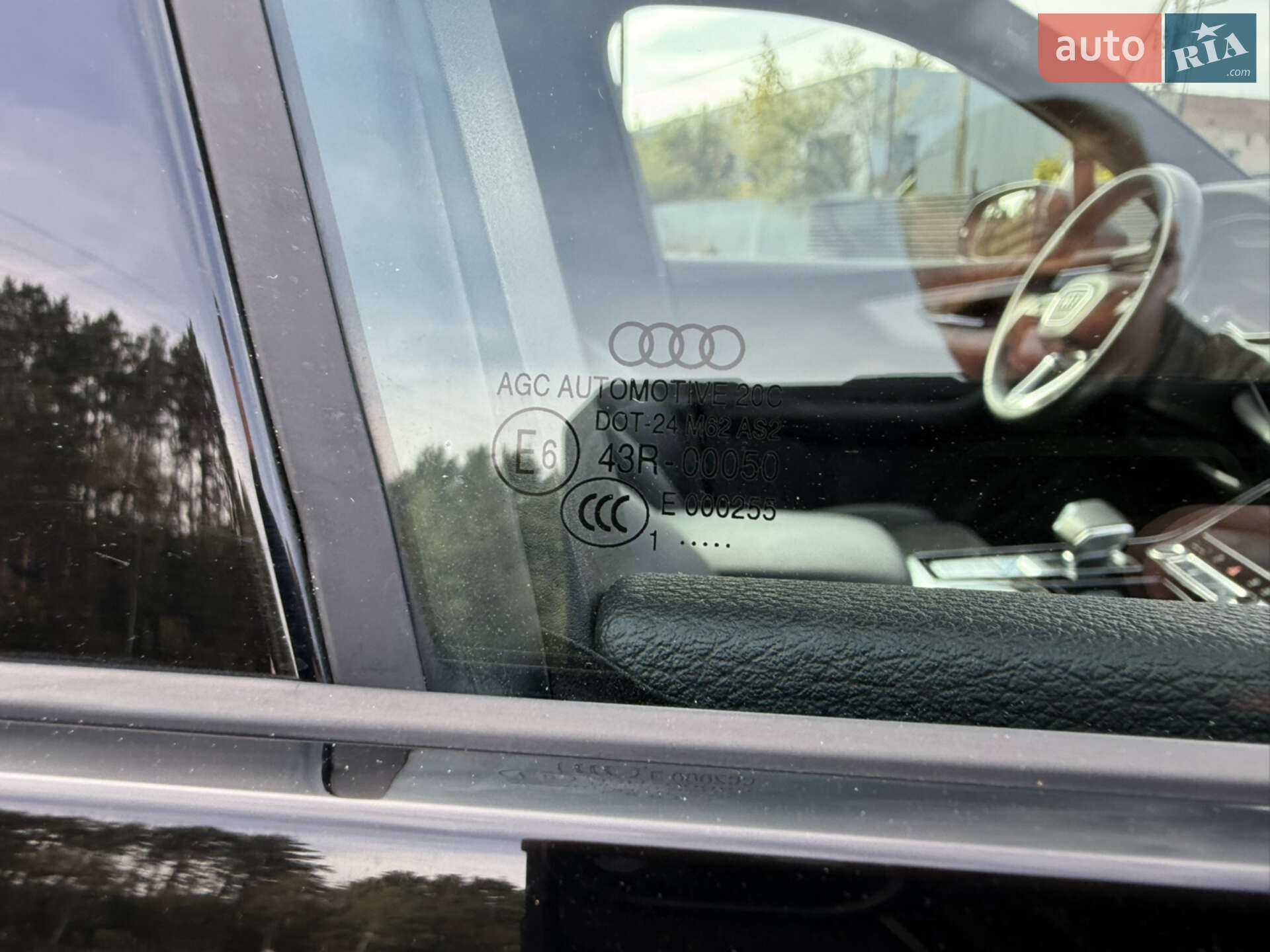 Audi Q7 2021 VIN WAUZZZ4M6ND009409 фото оголошення 35 з 61