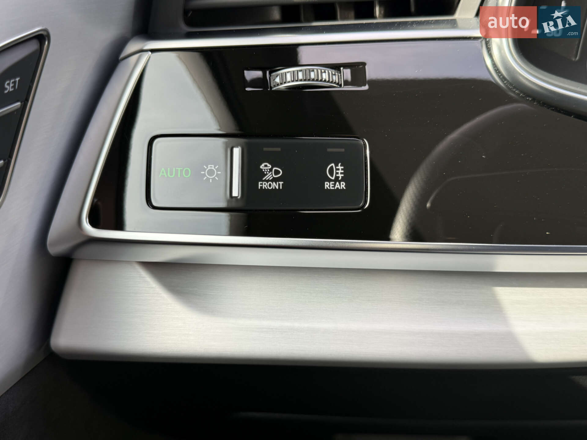 Audi Q7 2021 VIN WAUZZZ4M6ND009409 фото оголошення 59 з 61