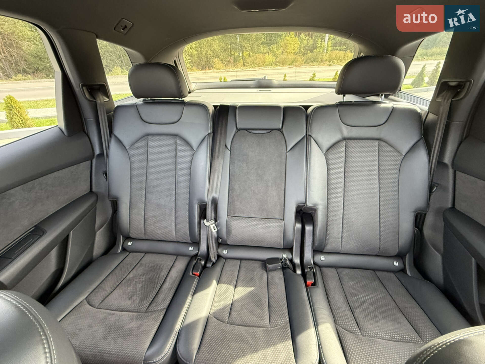 Audi Q7 2021 VIN WAUZZZ4M6ND009409 фото оголошення 60 з 61